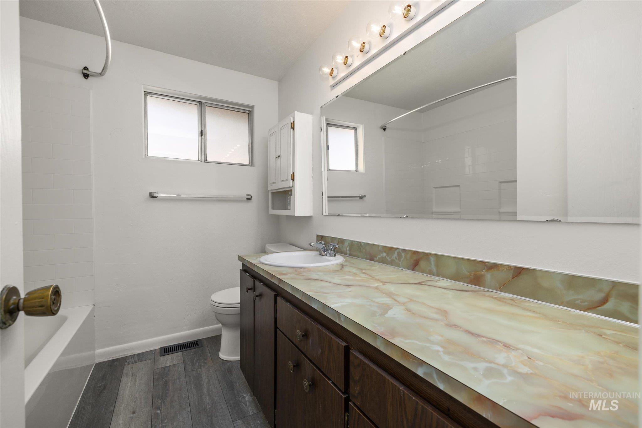 606 W Lawndale Dr, Meridian, Idaho 83646, 3 Bedrooms, 1 Bathroom, Residential For Sale, Price $399,000,MLS 99000851