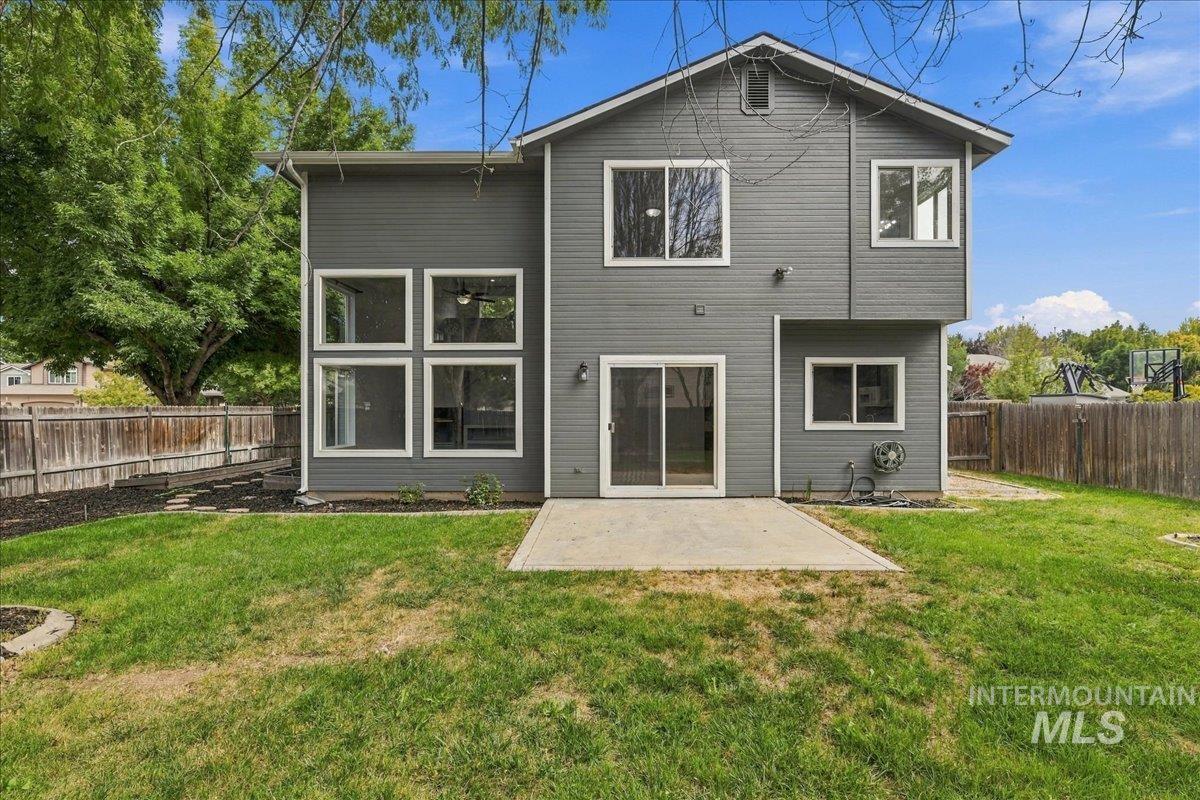 2127 S Whisper Cove, Boise, Idaho 83709, 4 Bedrooms, 3 Bathrooms, Residential For Sale, Price $549,900,MLS 99000853
