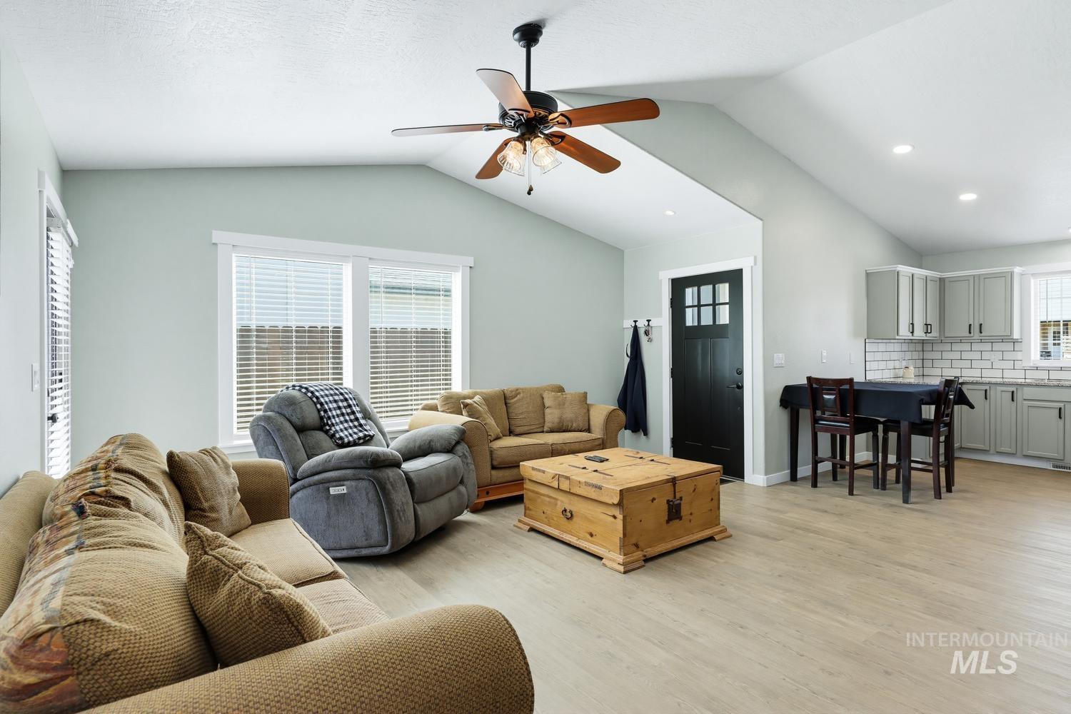 5221 Lockwood, Caldwell, Idaho 83607, 3 Bedrooms, 2 Bathrooms, Residential For Sale, Price $330,000,MLS 99000856