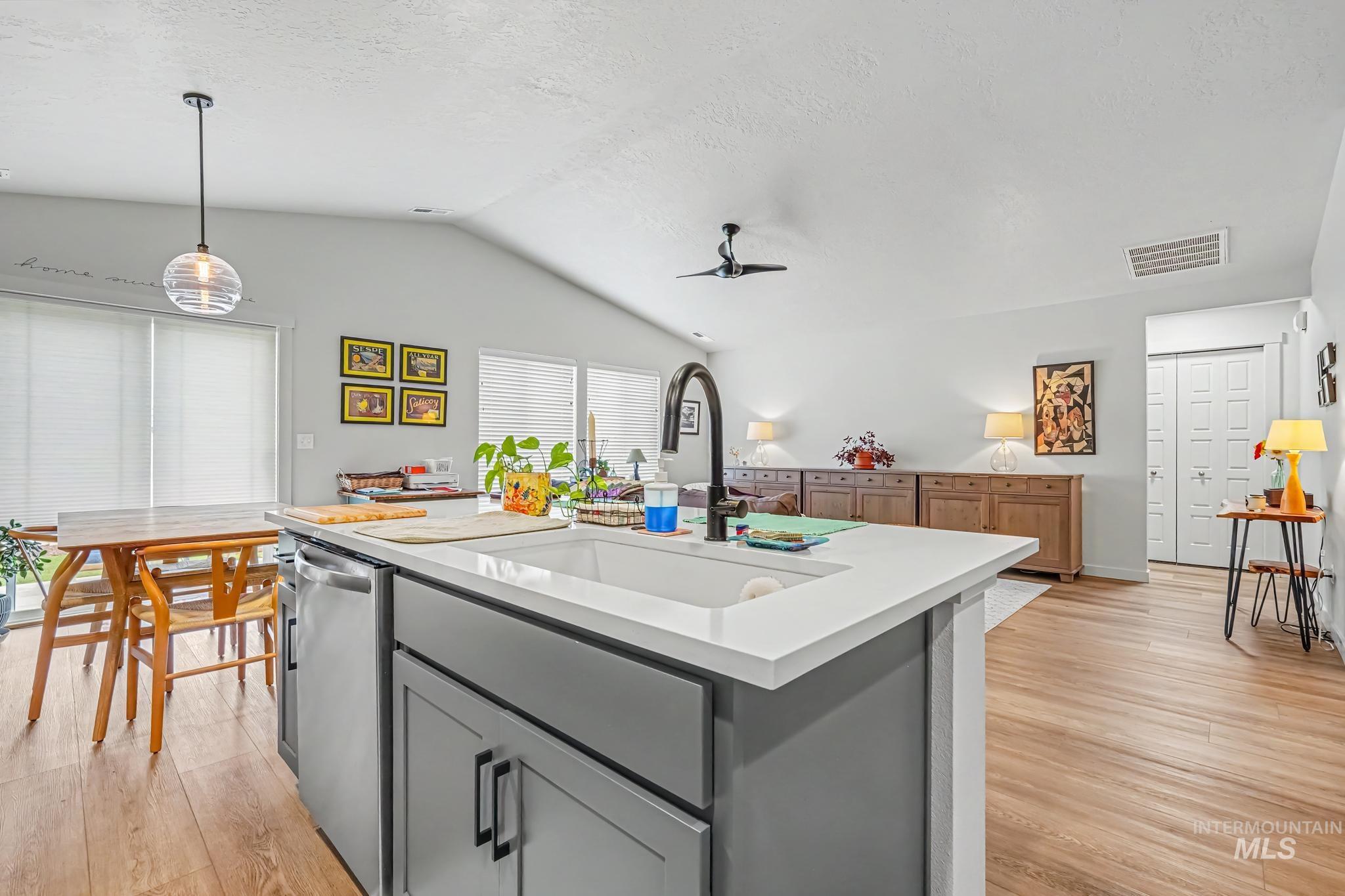 238 S Riggs Spring Ave, Meridian, Idaho 83642, 3 Bedrooms, 2 Bathrooms, Residential For Sale, Price $435,000,MLS 99000859