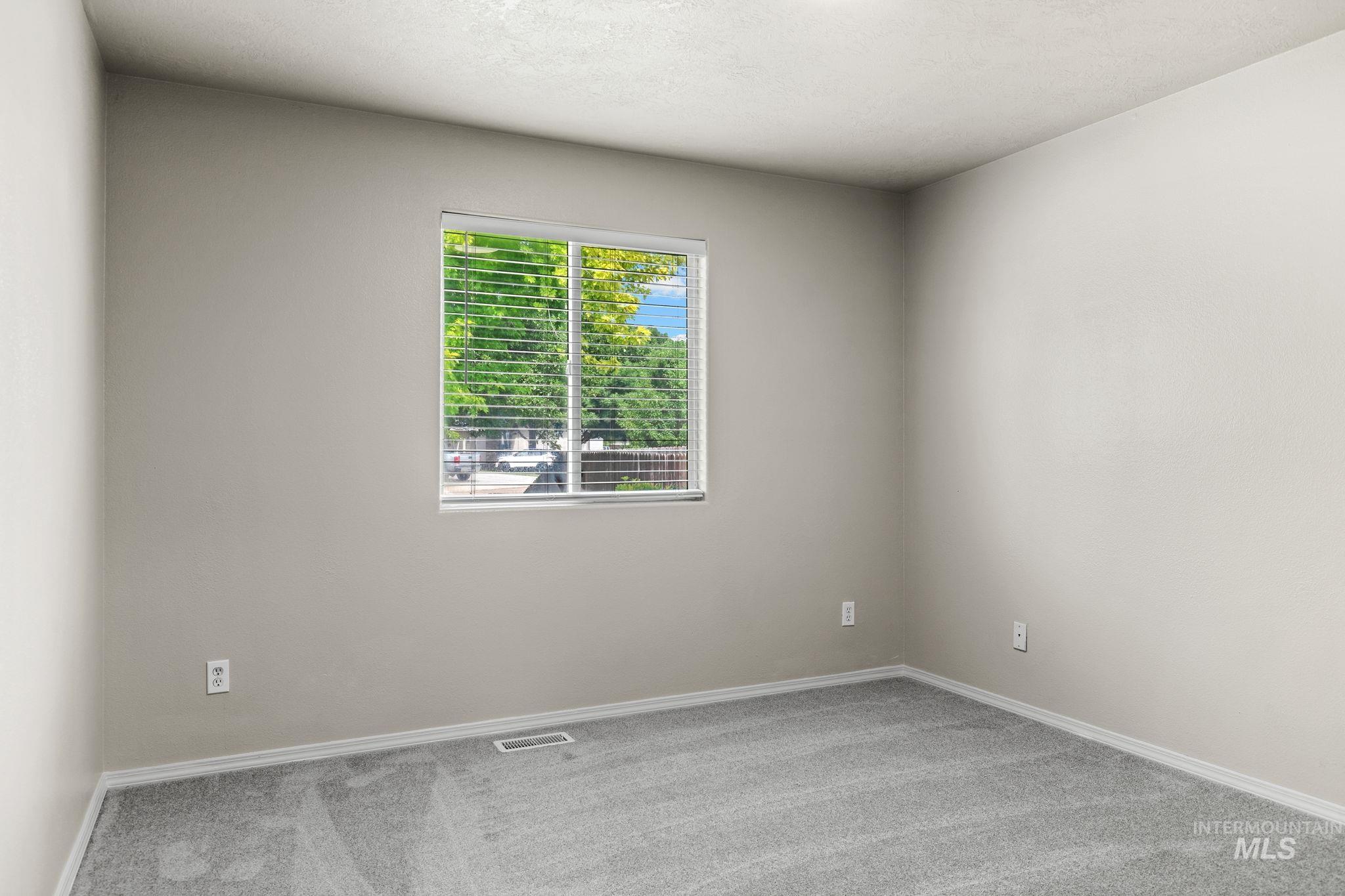 4925 W Tournament Dr, Meridian, Idaho 83646, 3 Bedrooms, 2 Bathrooms, Residential For Sale, Price $465,000,MLS 99000865