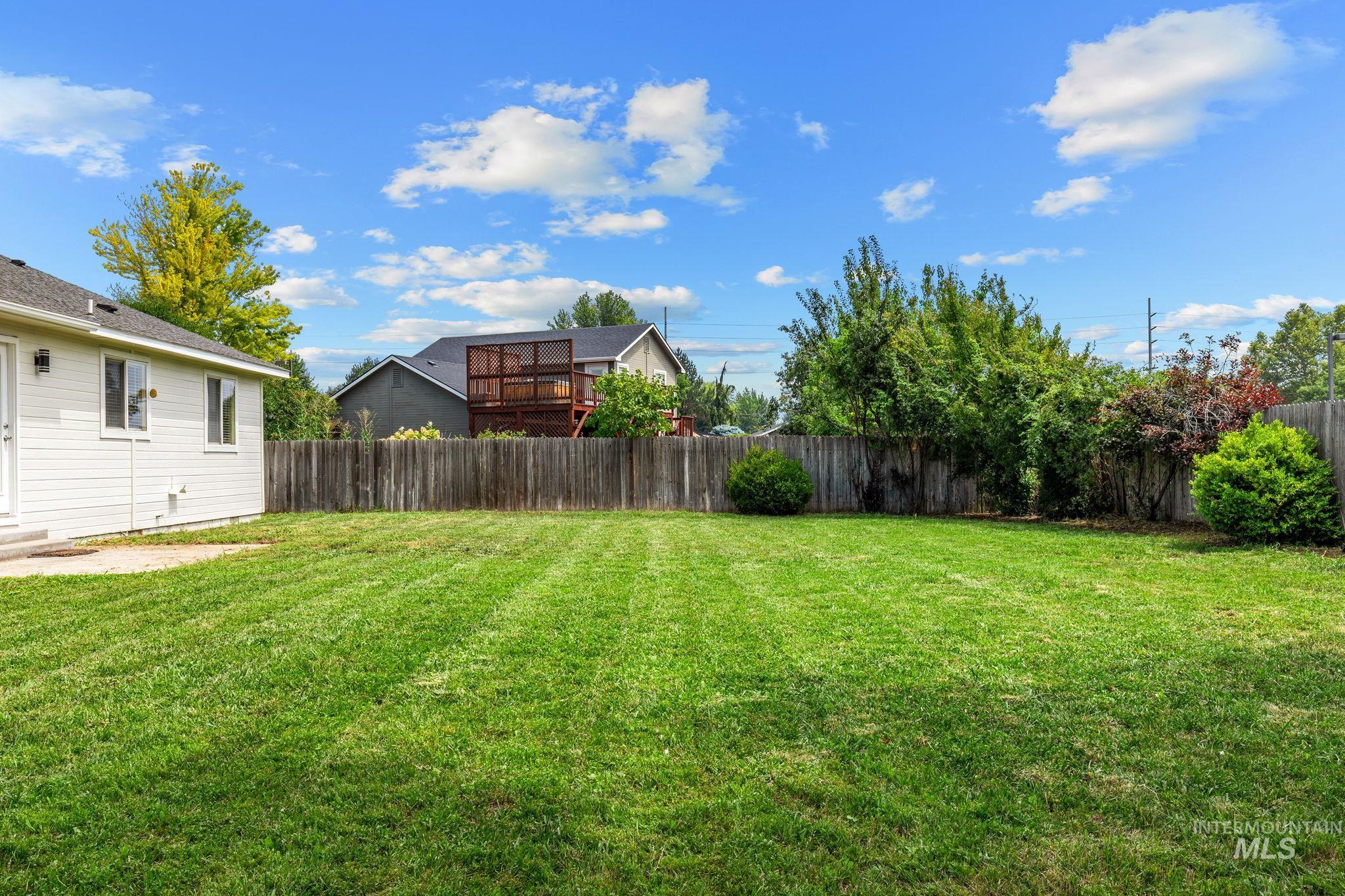 4925 W Tournament Dr, Meridian, Idaho 83646, 3 Bedrooms, 2 Bathrooms, Residential For Sale, Price $465,000,MLS 99000865