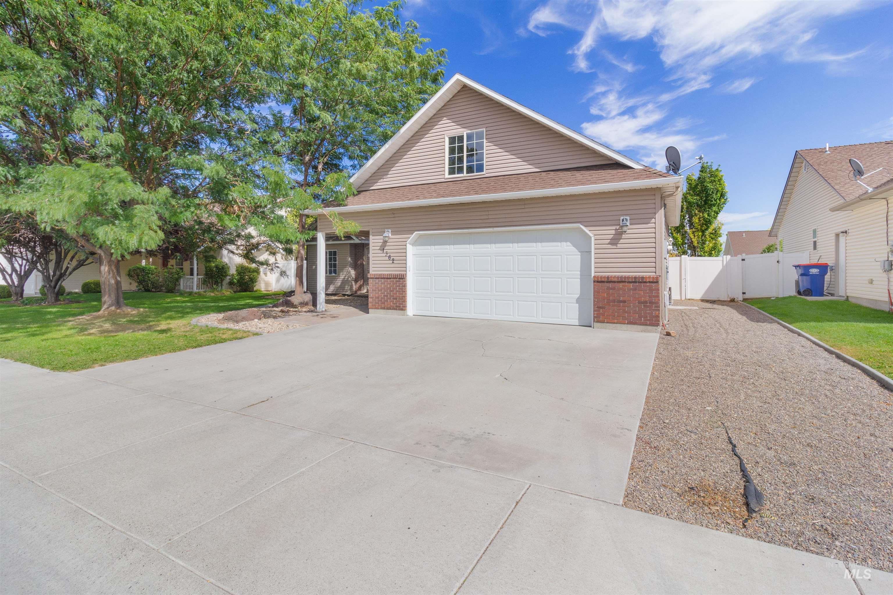 1362 Cody Court, Twin Falls, Idaho 83301, 3 Bedrooms, 2 Bathrooms, Residential For Sale, Price $525,000,MLS 99000877