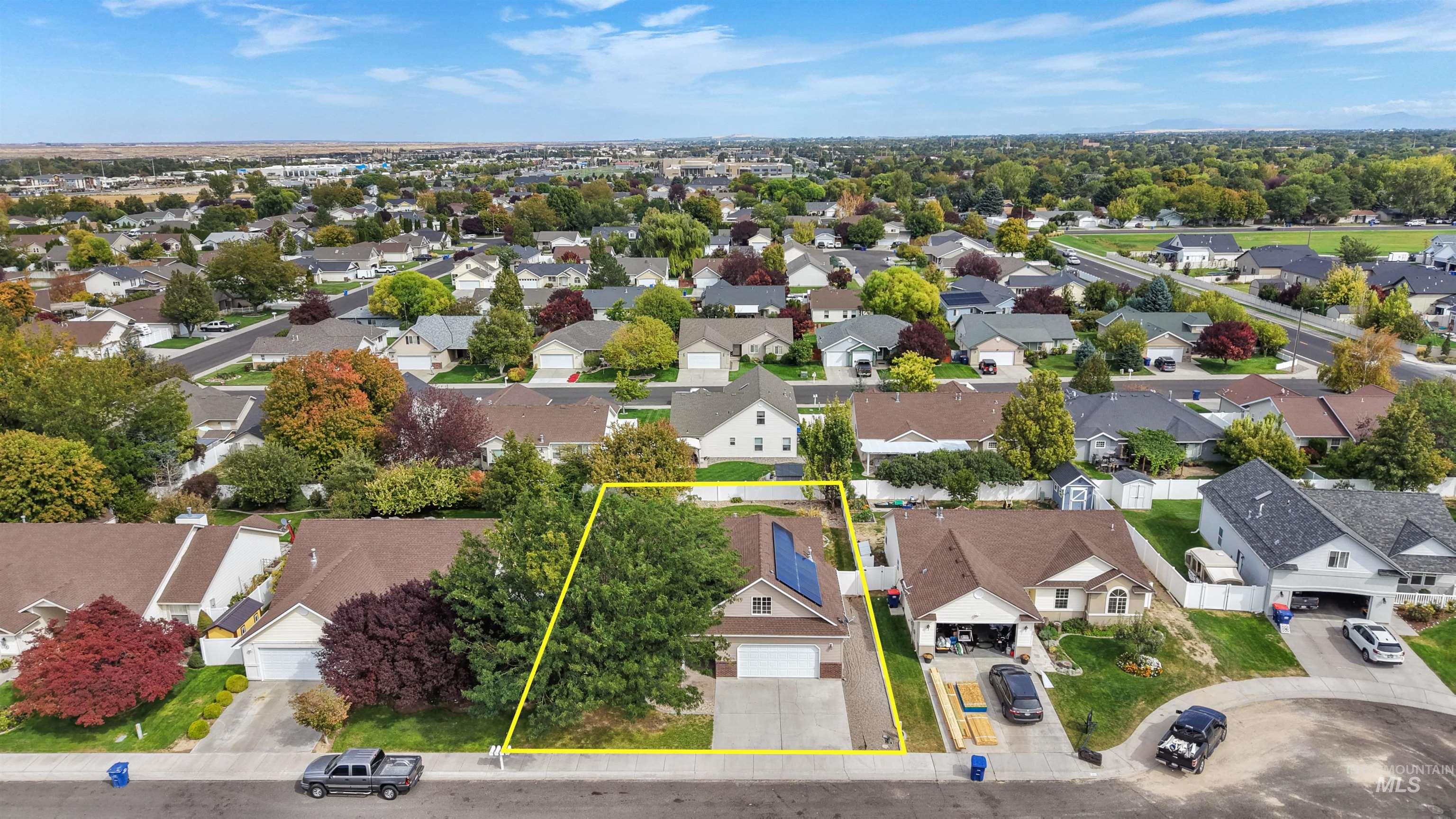 1362 Cody Court, Twin Falls, Idaho 83301, 3 Bedrooms, 2 Bathrooms, Residential For Sale, Price $525,000,MLS 99000877