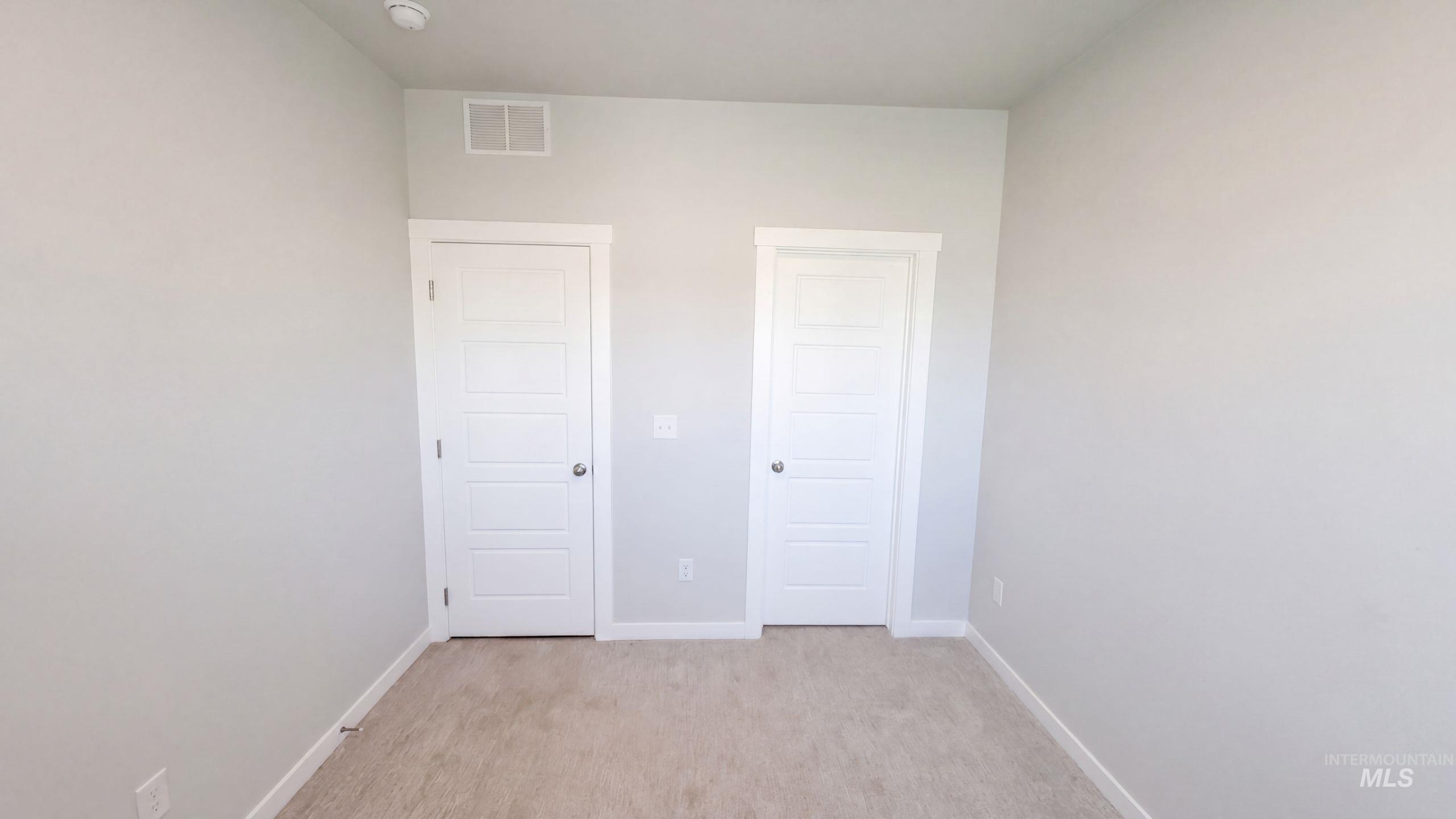 4998 W Thornapple Dr, Meridian, Idaho 83646, 3 Bedrooms, 2 Bathrooms, Residential For Sale, Price $418,000,MLS 99000881