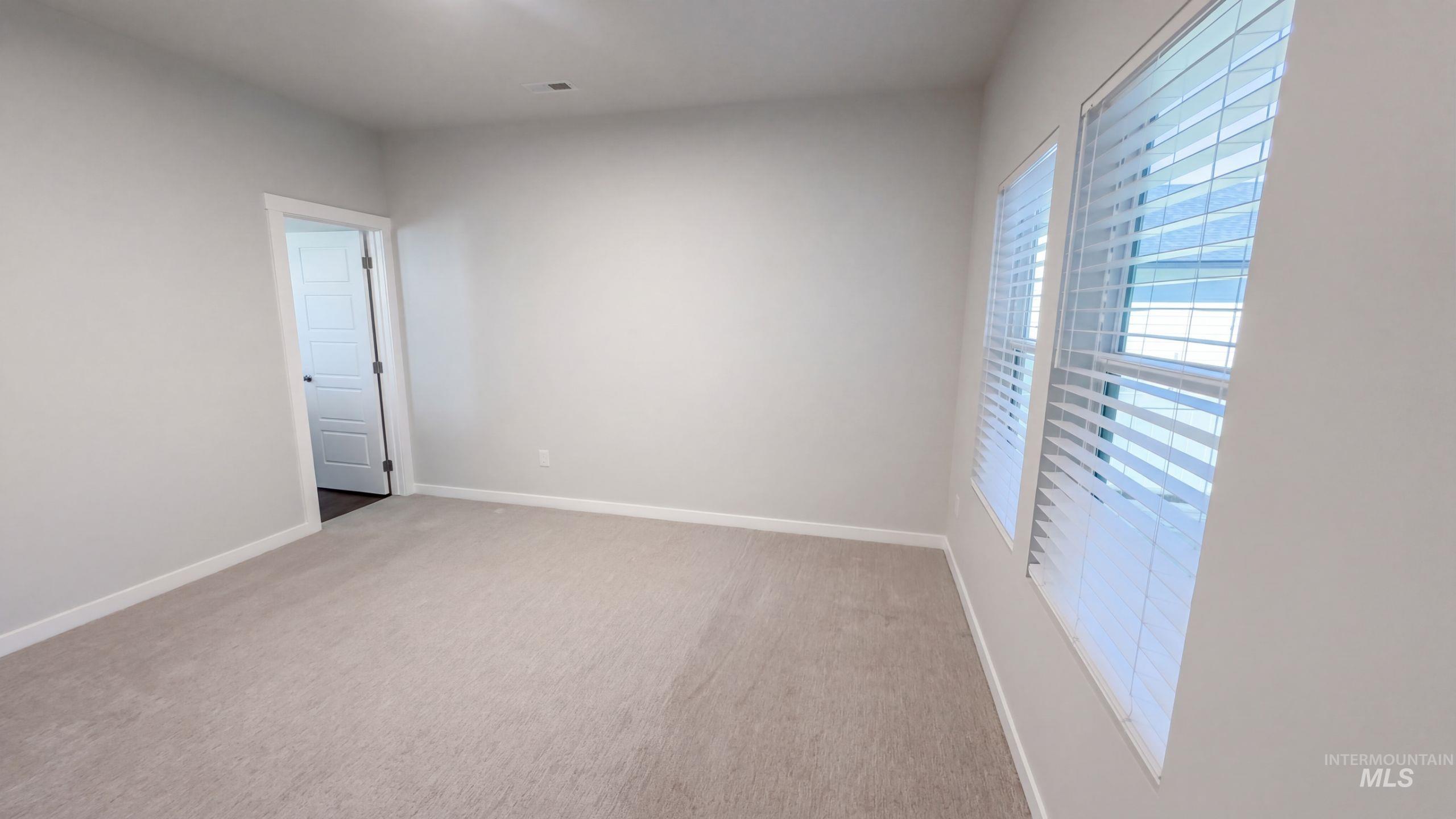 4998 W Thornapple Dr, Meridian, Idaho 83646, 3 Bedrooms, 2 Bathrooms, Residential For Sale, Price $418,000,MLS 99000881