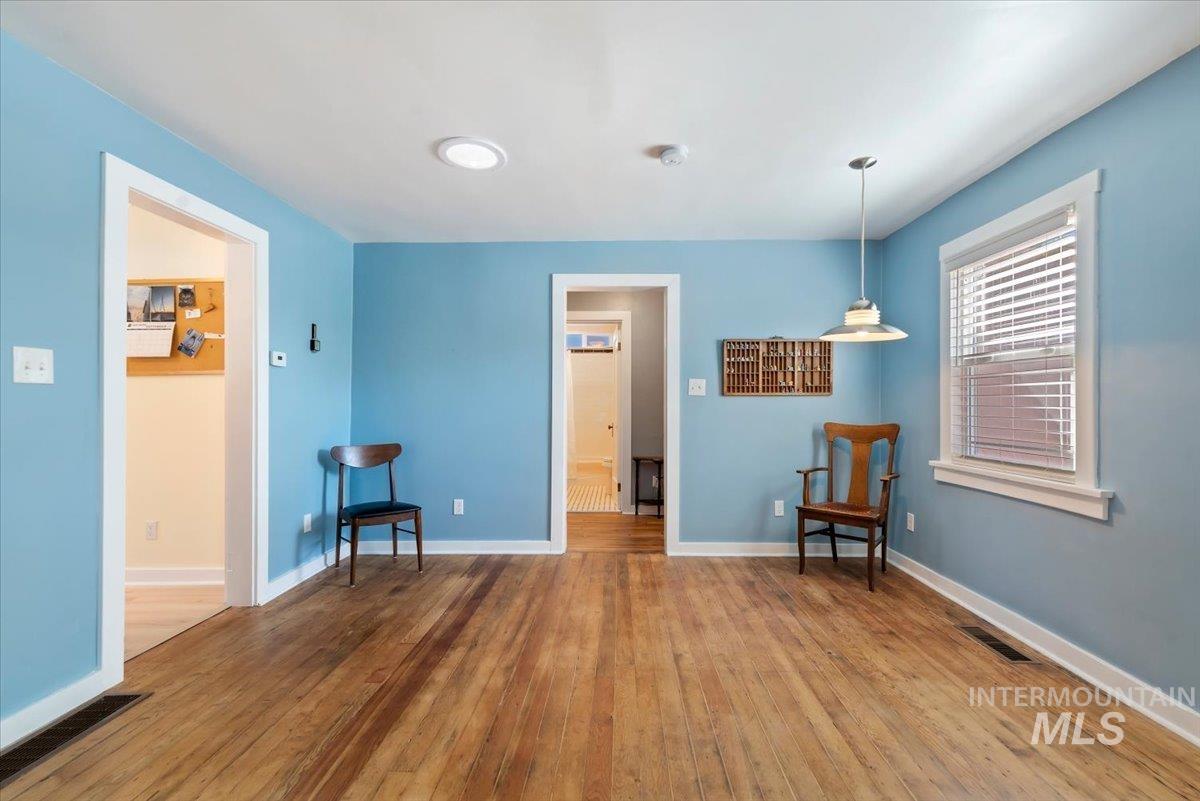 6210 W Primrose St, Boise, Idaho 83704, 2 Bedrooms, 1 Bathroom, Residential For Sale, Price $350,000,MLS 99000886