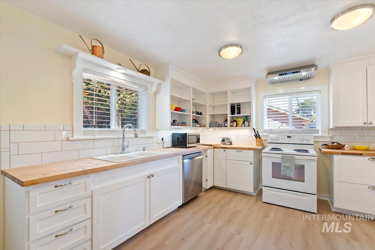 6210 W Primrose St, Boise, Idaho 83704, 2 Bedrooms, 1 Bathroom, Residential For Sale, Price $350,000,MLS 99000886