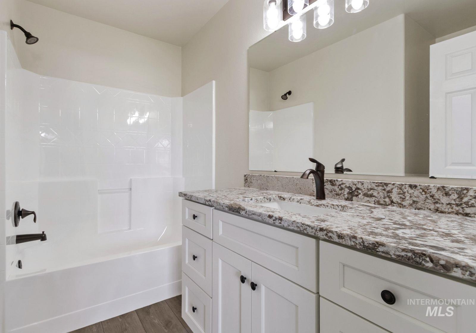 522 N Copper River Drive, Nampa, Idaho 83651, 3 Bedrooms, 2.5 Bathrooms, Residential For Sale, Price $409,990,MLS 99000888