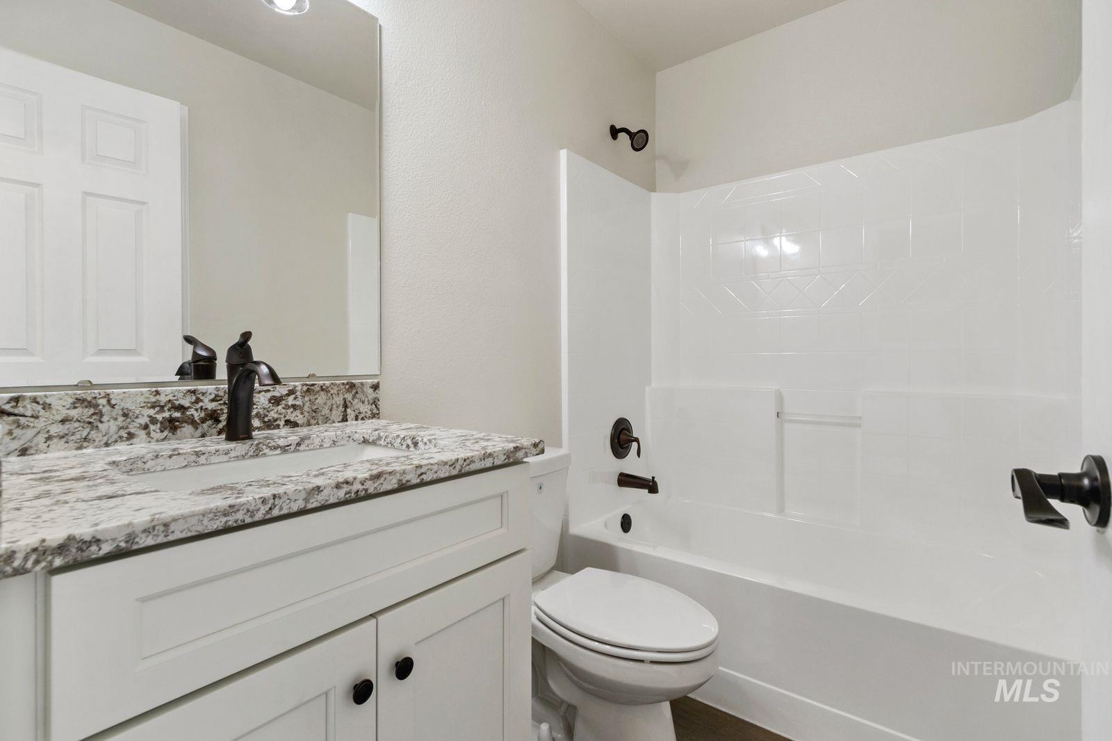 522 N Copper River Drive, Nampa, Idaho 83651, 3 Bedrooms, 2.5 Bathrooms, Residential For Sale, Price $409,990,MLS 99000888
