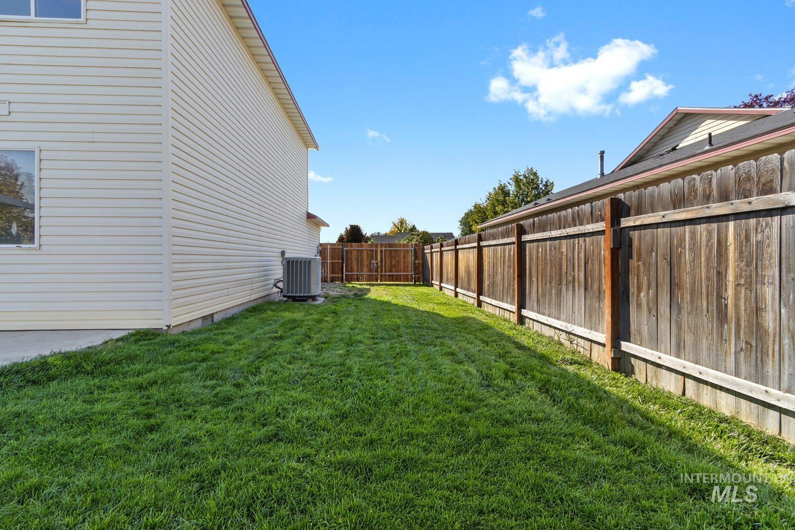 522 N Copper River Drive, Nampa, Idaho 83651, 3 Bedrooms, 2.5 Bathrooms, Residential For Sale, Price $409,990,MLS 99000888