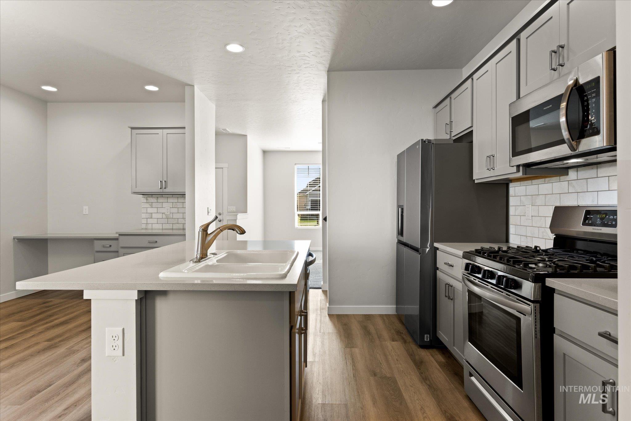 1109 N World Cup Ln, Eagle, Idaho 83616, 3 Bedrooms, 2.5 Bathrooms, Residential For Sale, Price $423,000,MLS 99000889