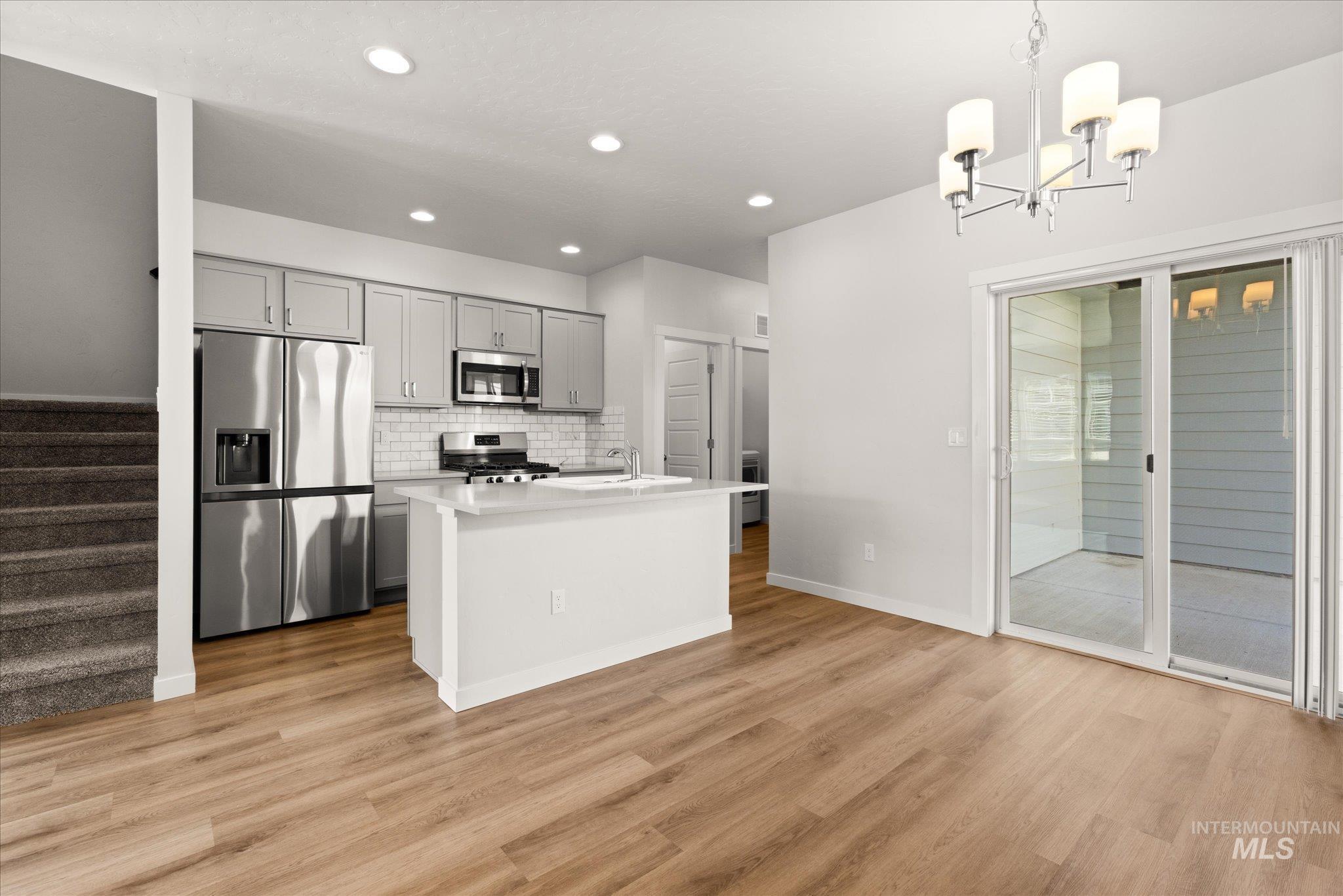 1109 N World Cup Ln, Eagle, Idaho 83616, 3 Bedrooms, 2.5 Bathrooms, Residential For Sale, Price $423,000,MLS 99000889
