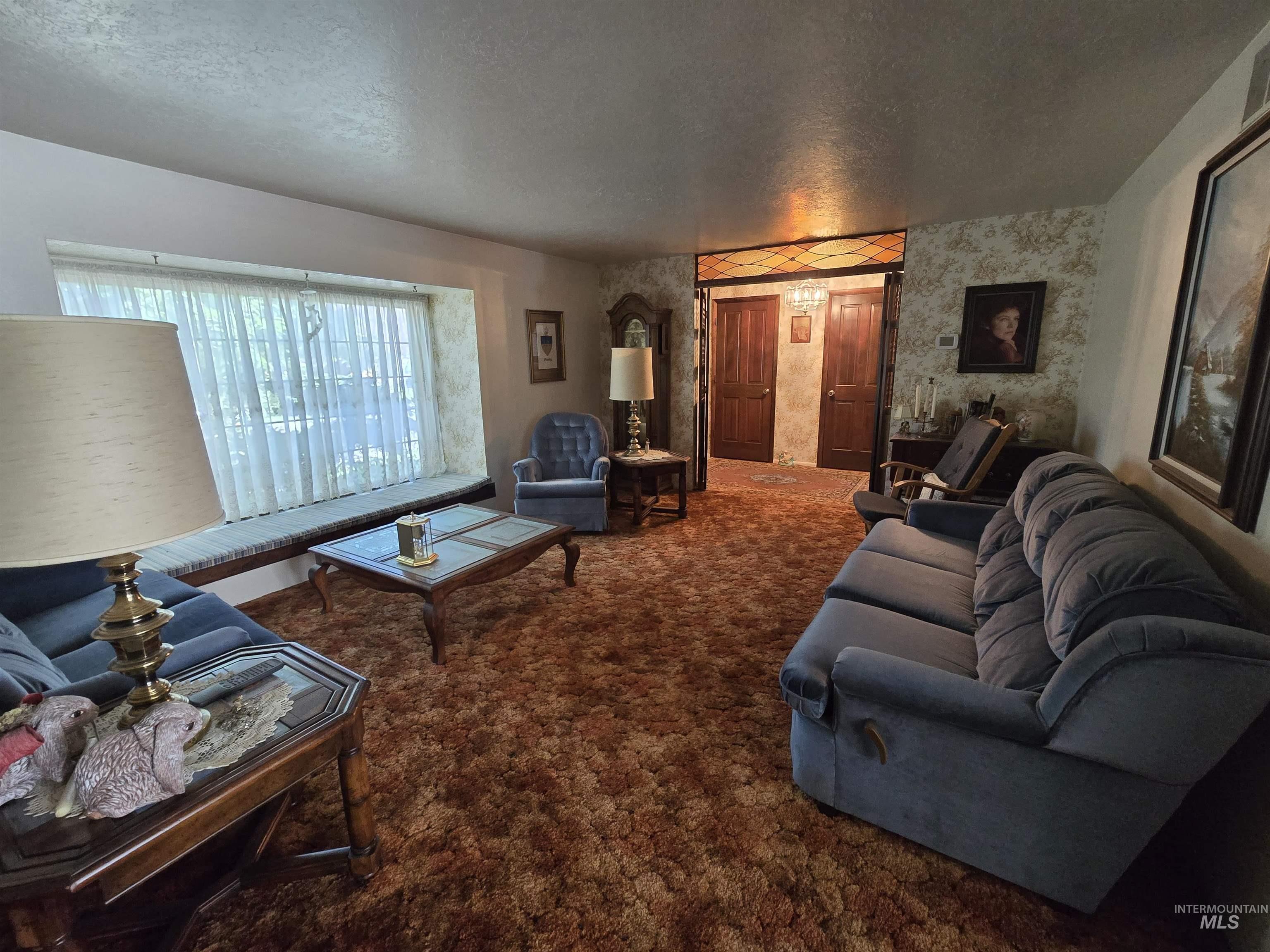 280 Meadows Lane, Twin Falls, Idaho 83301, 3 Bedrooms, 3.5 Bathrooms, Residential For Sale, Price $399,900,MLS 99000890
