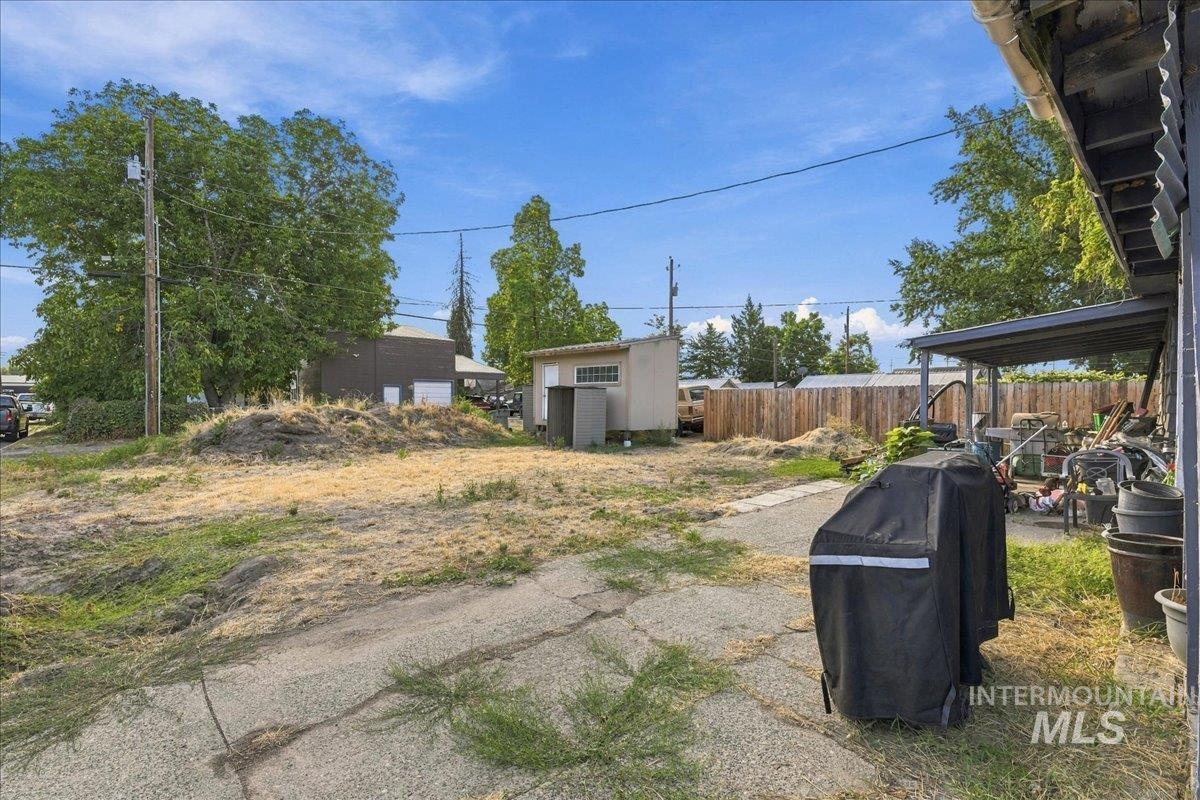 442 N 6th St, Payette, Idaho 83661, 4 Bedrooms, 1 Bathroom, Residential For Sale, Price $210,000, 99000894