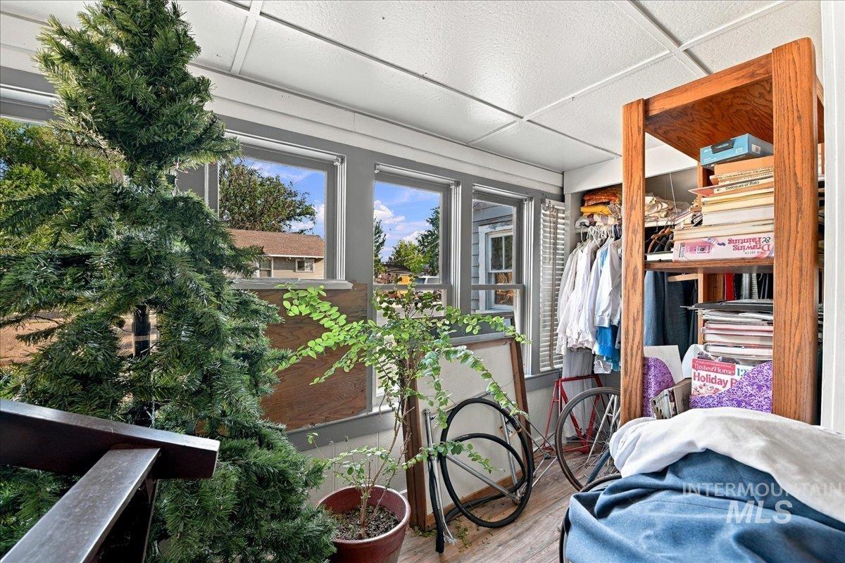 442 N 6th St, Payette, Idaho 83661, 4 Bedrooms, 1 Bathroom, Residential For Sale, Price $210,000, 99000894