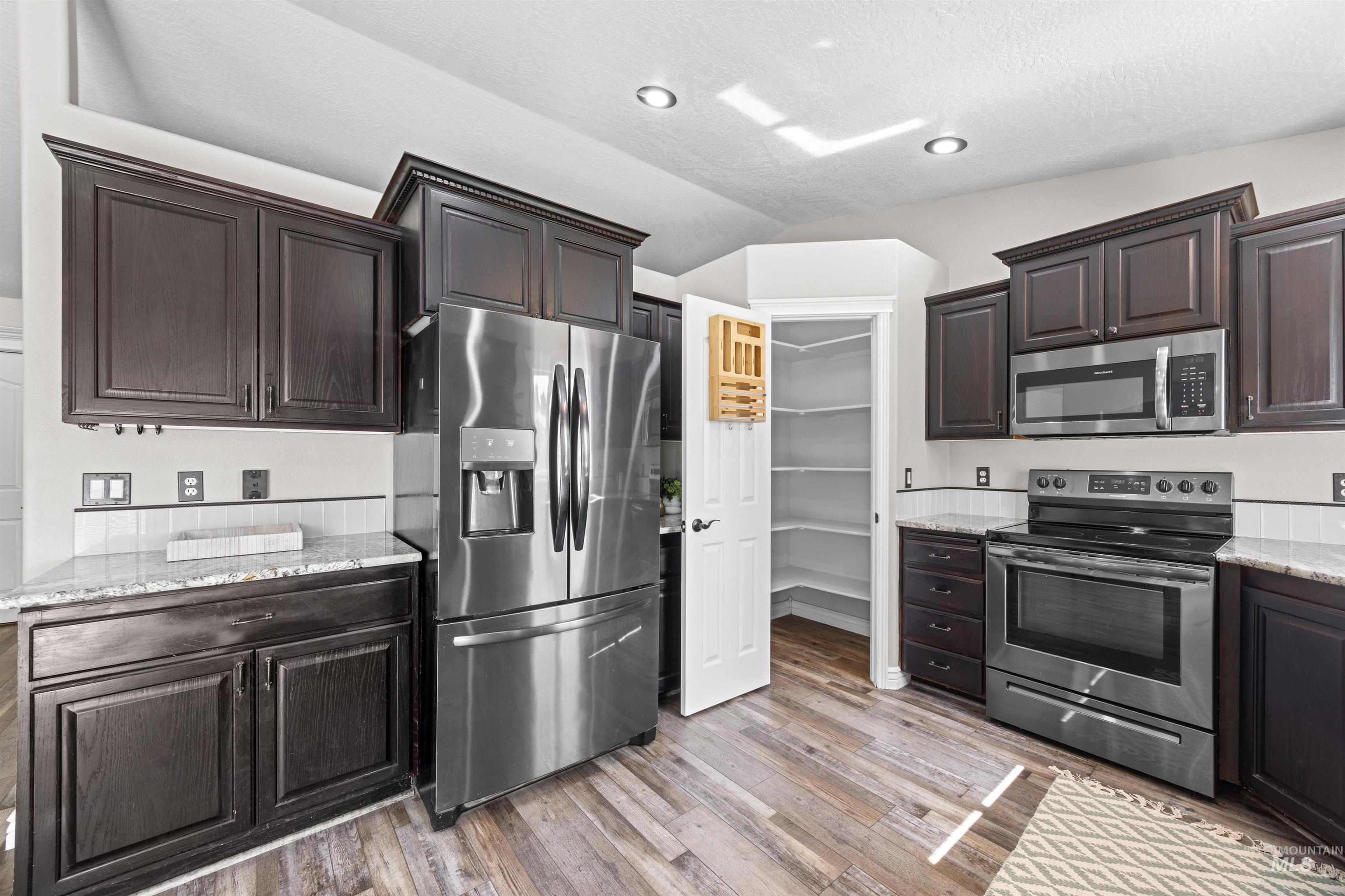 3711 E Sage Ct, Nampa, Idaho 83687, 4 Bedrooms, 3 Bathrooms, Residential For Sale, Price $550,000,MLS 99000895