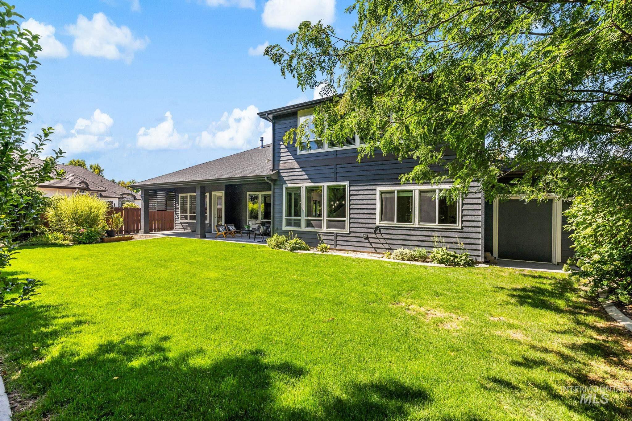 2885 S Fox Troop Pl, Eagle, Idaho 83616, 5 Bedrooms, 3.5 Bathrooms, Residential For Sale, Price $1,159,000,MLS 99000897