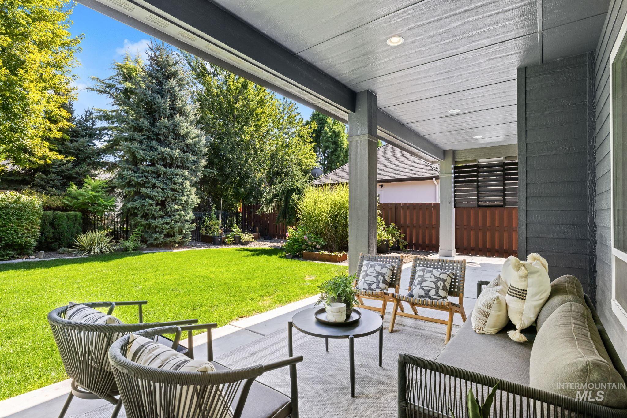 2885 S Fox Troop Pl, Eagle, Idaho 83616, 5 Bedrooms, 3.5 Bathrooms, Residential For Sale, Price $1,159,000,MLS 99000897