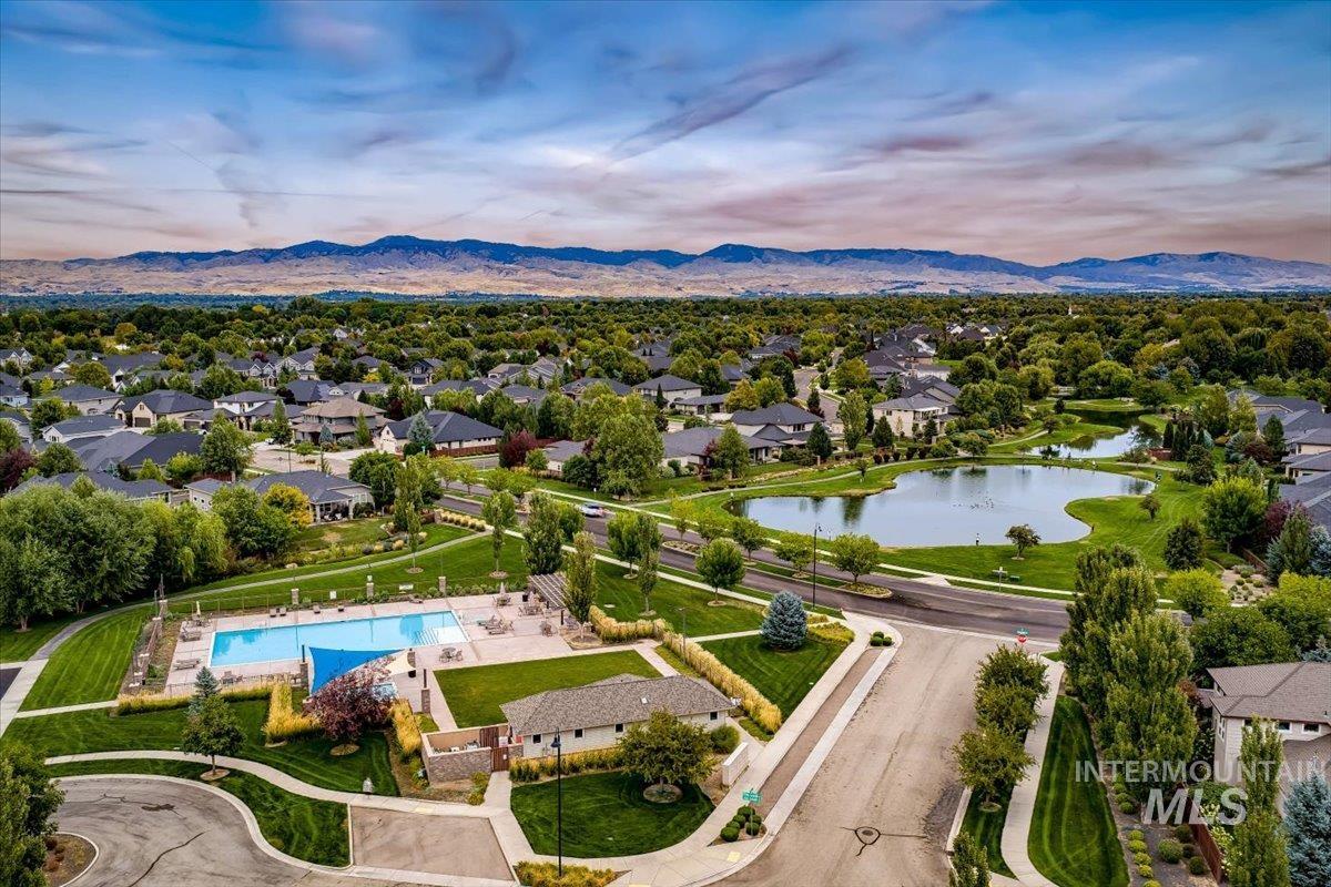 2885 S Fox Troop Pl, Eagle, Idaho 83616, 5 Bedrooms, 3.5 Bathrooms, Residential For Sale, Price $1,159,000,MLS 99000897