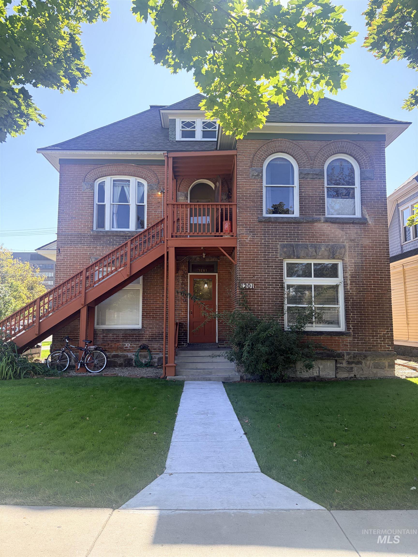 1201 W Washington, Boise, Idaho 83702, 1 Bedroom, 1 Bathroom, Residential Income For Sale, Price $888,000,MLS 99000900