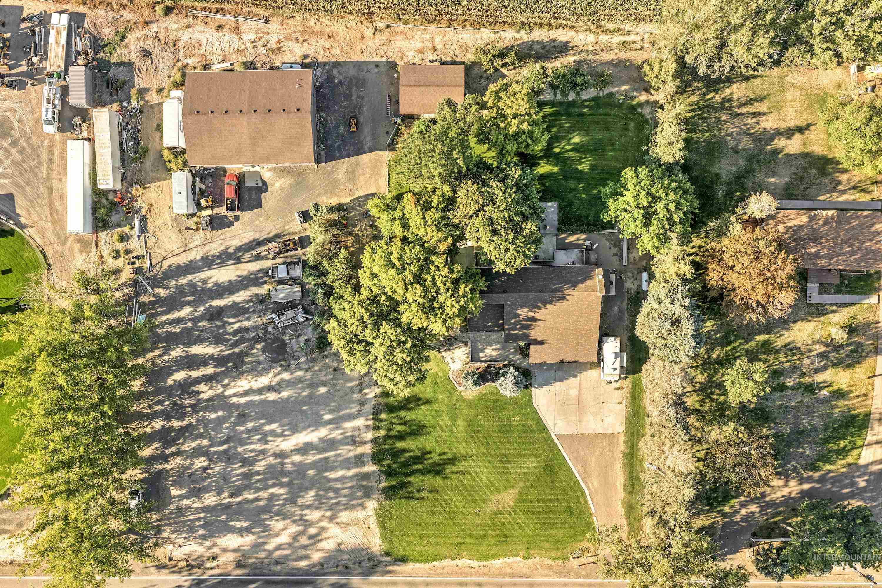 374 E 400 S, Jerome, Idaho 83338, 3 Bedrooms, 3 Bathrooms, Residential For Sale, Price $799,000,MLS 99000903