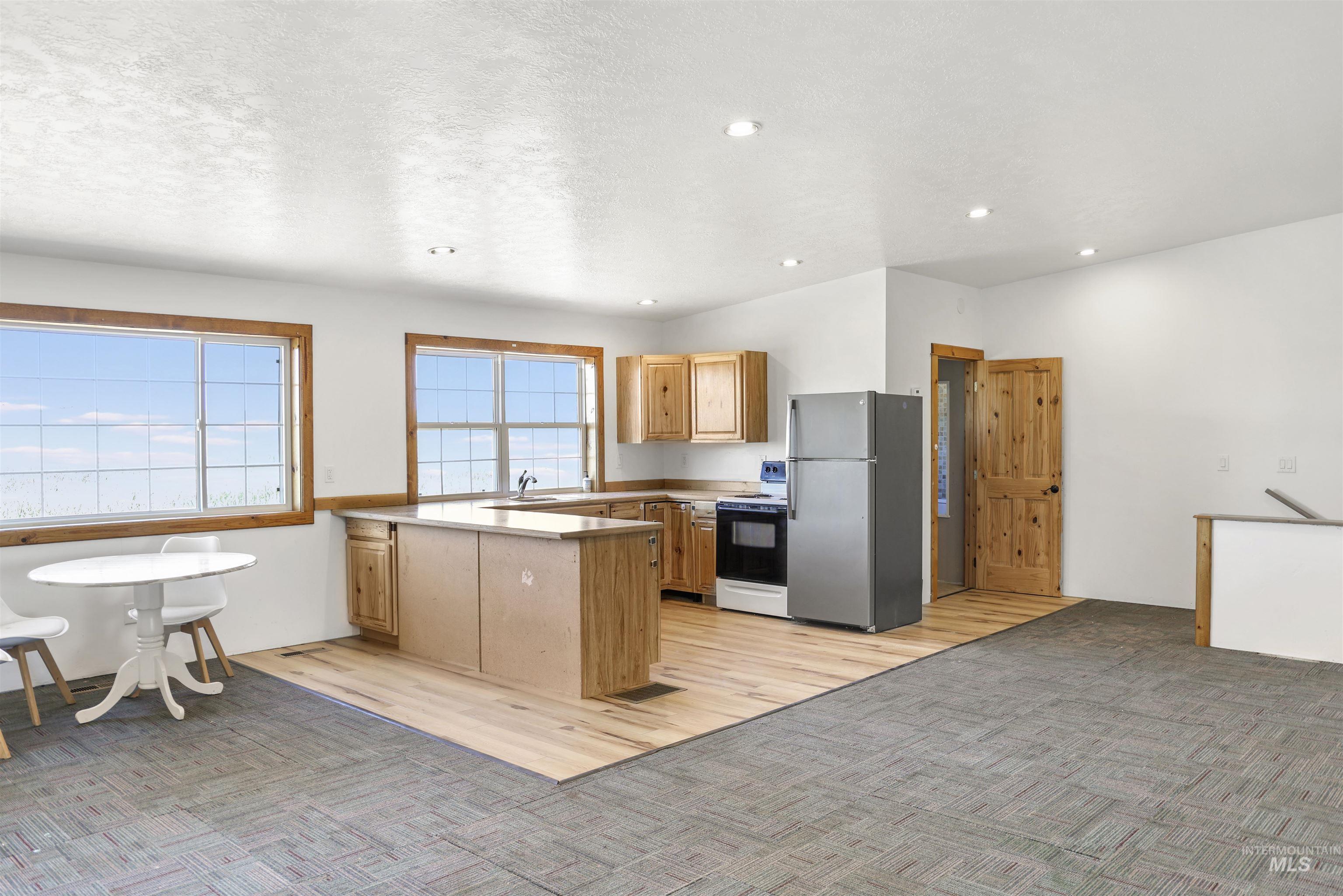 374 E 400 S, Jerome, Idaho 83338, 3 Bedrooms, 3 Bathrooms, Residential For Sale, Price $799,000,MLS 99000903