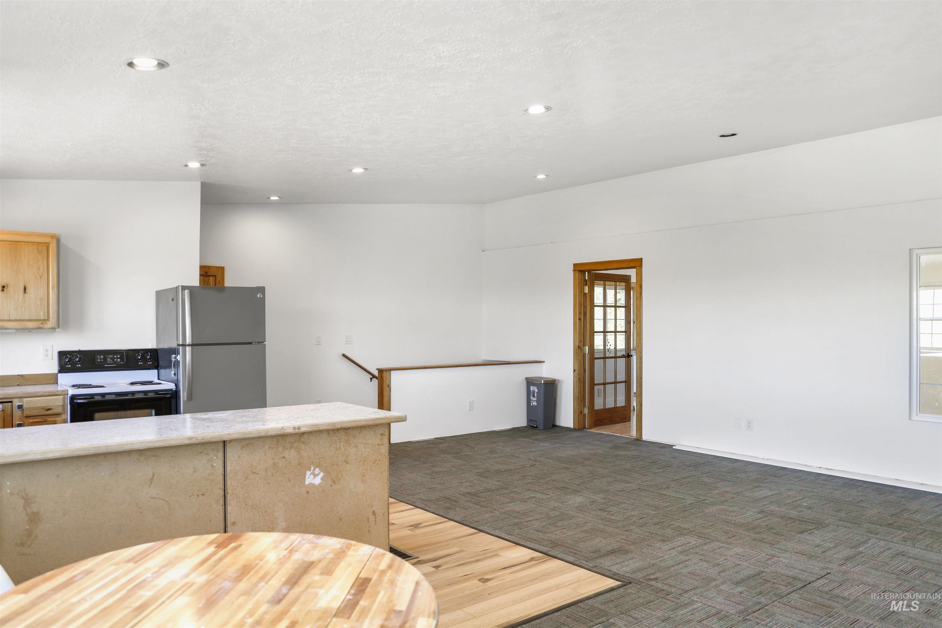 374 E 400 S, Jerome, Idaho 83338, 3 Bedrooms, 3 Bathrooms, Residential For Sale, Price $799,000,MLS 99000903