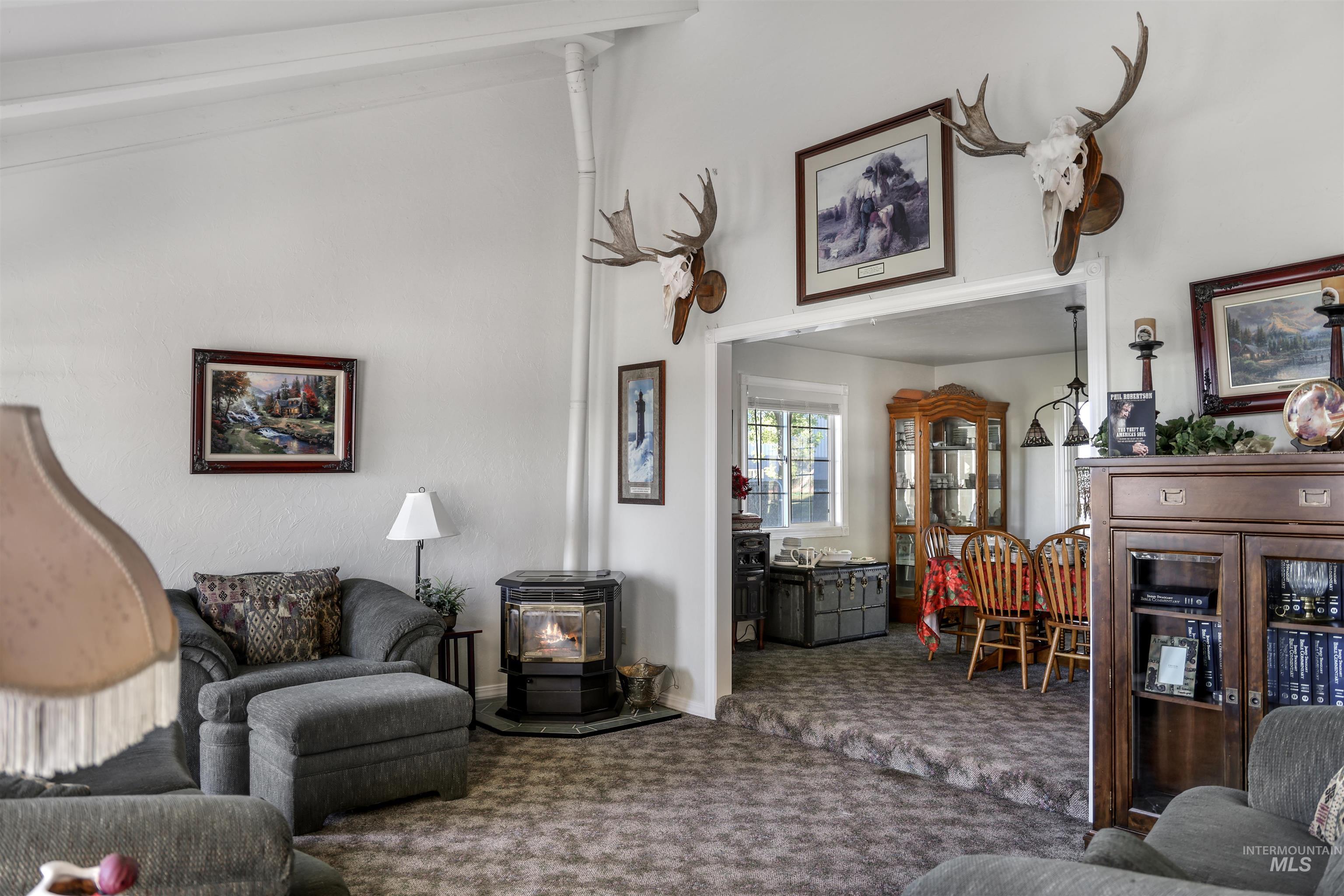 374 E 400 S, Jerome, Idaho 83338, 3 Bedrooms, 3 Bathrooms, Residential For Sale, Price $799,000,MLS 99000903