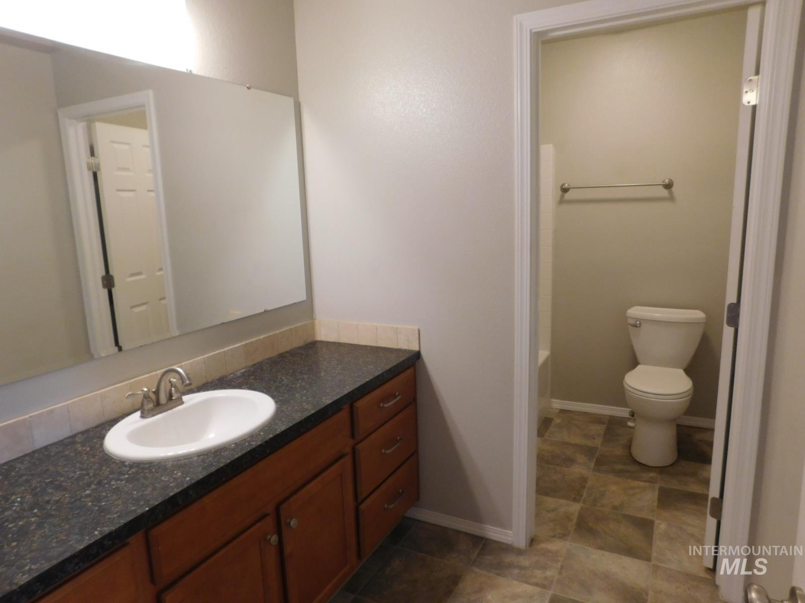 1089 E GRAND HAVEN ST, Nampa, Idaho 83686, 4 Bedrooms, 3.5 Bathrooms, Residential For Sale, Price $589,900,MLS 99000905