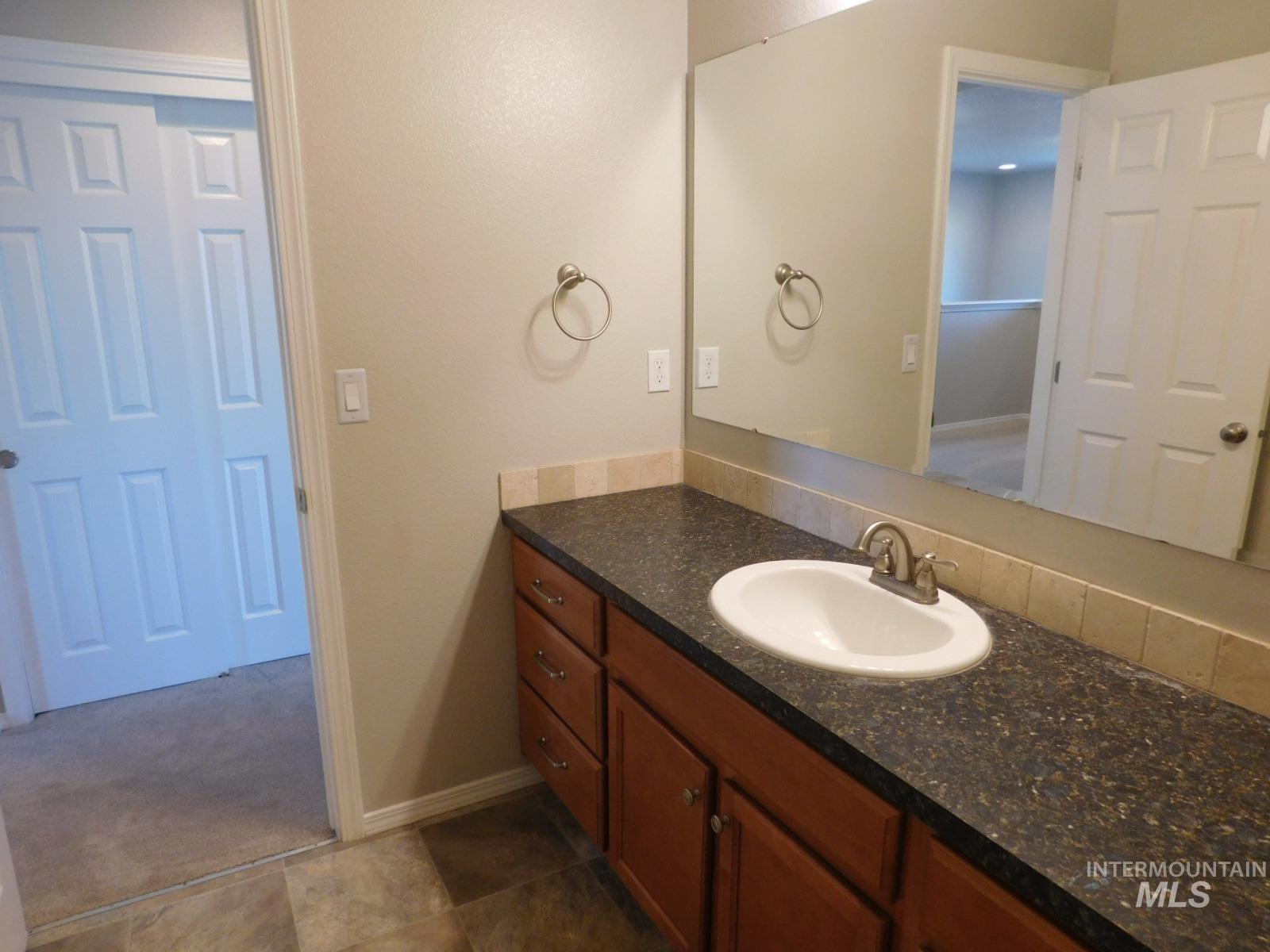 1089 E GRAND HAVEN ST, Nampa, Idaho 83686, 4 Bedrooms, 3.5 Bathrooms, Residential For Sale, Price $589,900,MLS 99000905