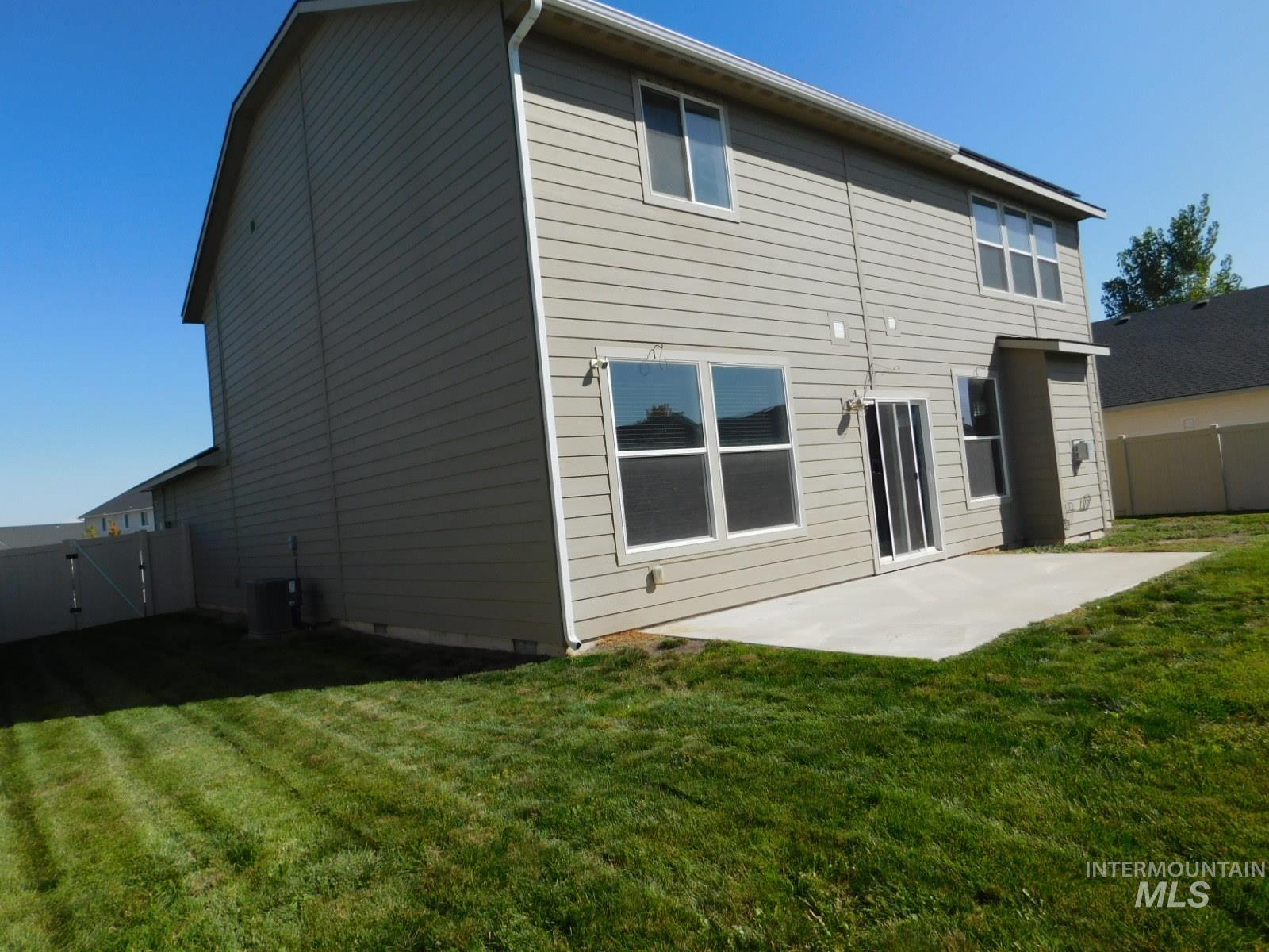 1089 E GRAND HAVEN ST, Nampa, Idaho 83686, 4 Bedrooms, 3.5 Bathrooms, Residential For Sale, Price $589,900,MLS 99000905