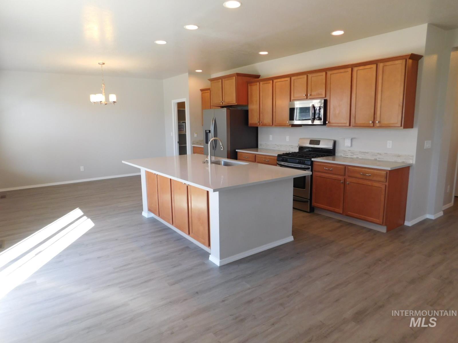 1089 E GRAND HAVEN ST, Nampa, Idaho 83686, 4 Bedrooms, 3.5 Bathrooms, Residential For Sale, Price $589,900,MLS 99000905