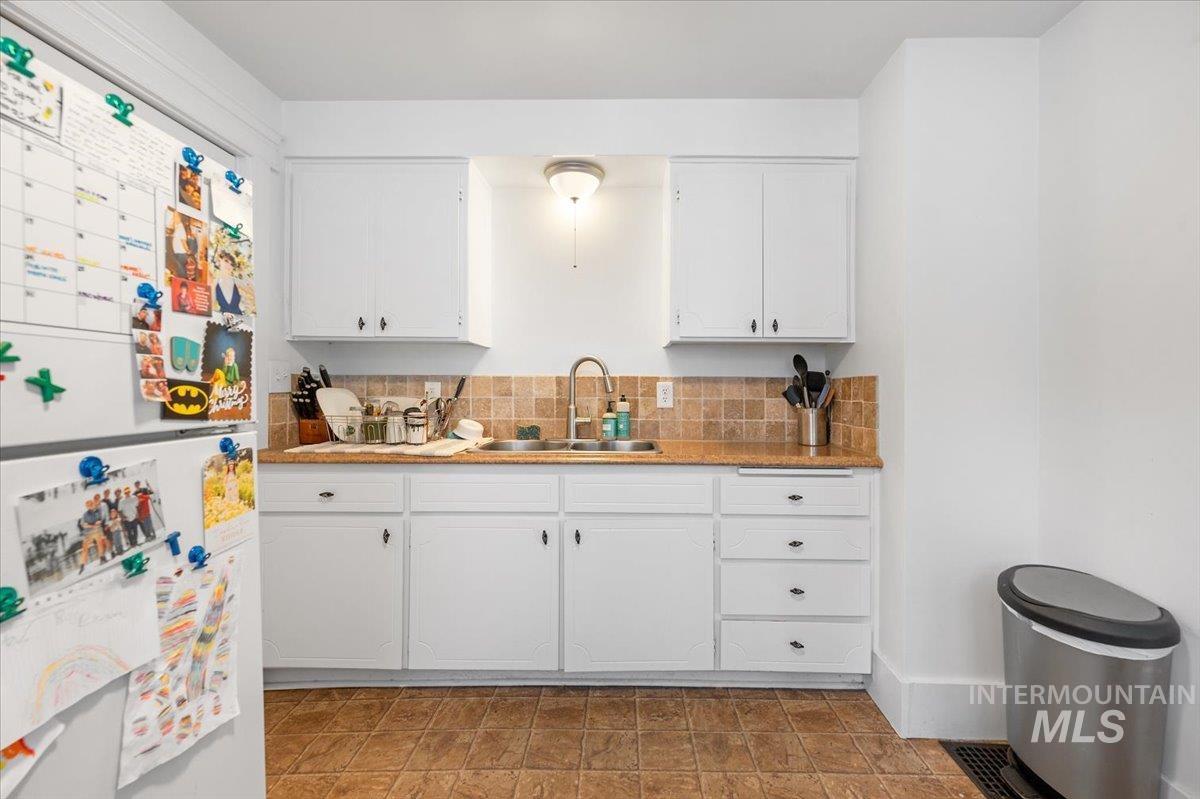 1607 W Resseguie, Boise, Idaho 83702, 1 Bedroom, 1 Bathroom, Residential Income For Sale, Price $790,000,MLS 99000907