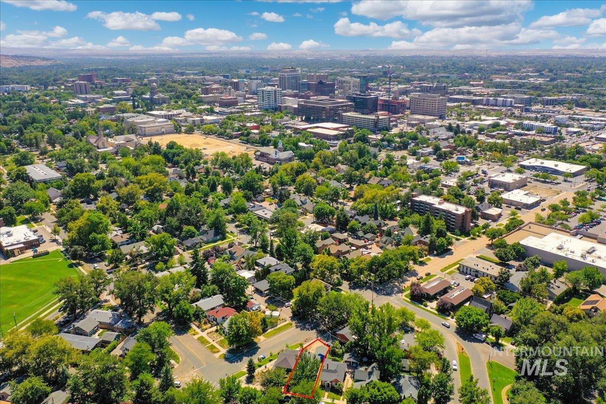 1607 W Resseguie, Boise, Idaho 83702, 1 Bedroom, 1 Bathroom, Residential Income For Sale, Price $790,000,MLS 99000907