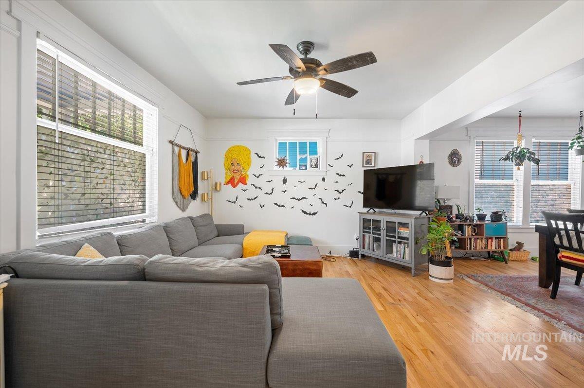 1607 W Resseguie, Boise, Idaho 83702, 1 Bedroom, 1 Bathroom, Residential Income For Sale, Price $790,000,MLS 99000907