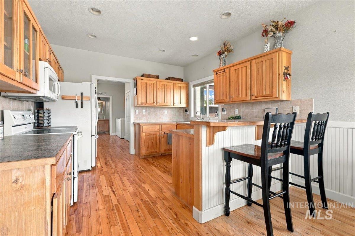 18026 Briar Creek Rd, Murphy, Idaho 83650, 3 Bedrooms, 2.5 Bathrooms, Residential For Sale, Price $985,000, 99000914