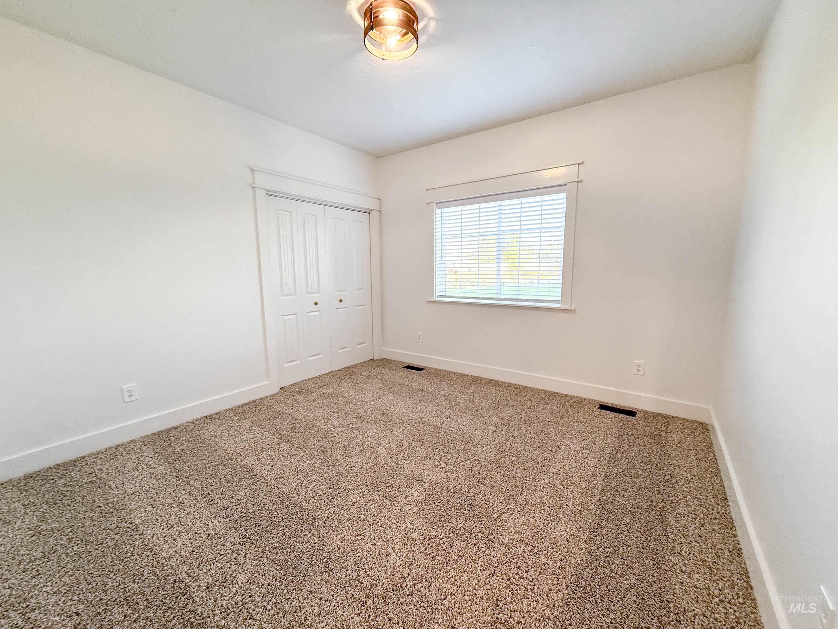 5937 5th Ave., Nampa, Idaho 83686, 3 Bedrooms, 2 Bathrooms, Residential For Sale, Price $849,900, 99000917