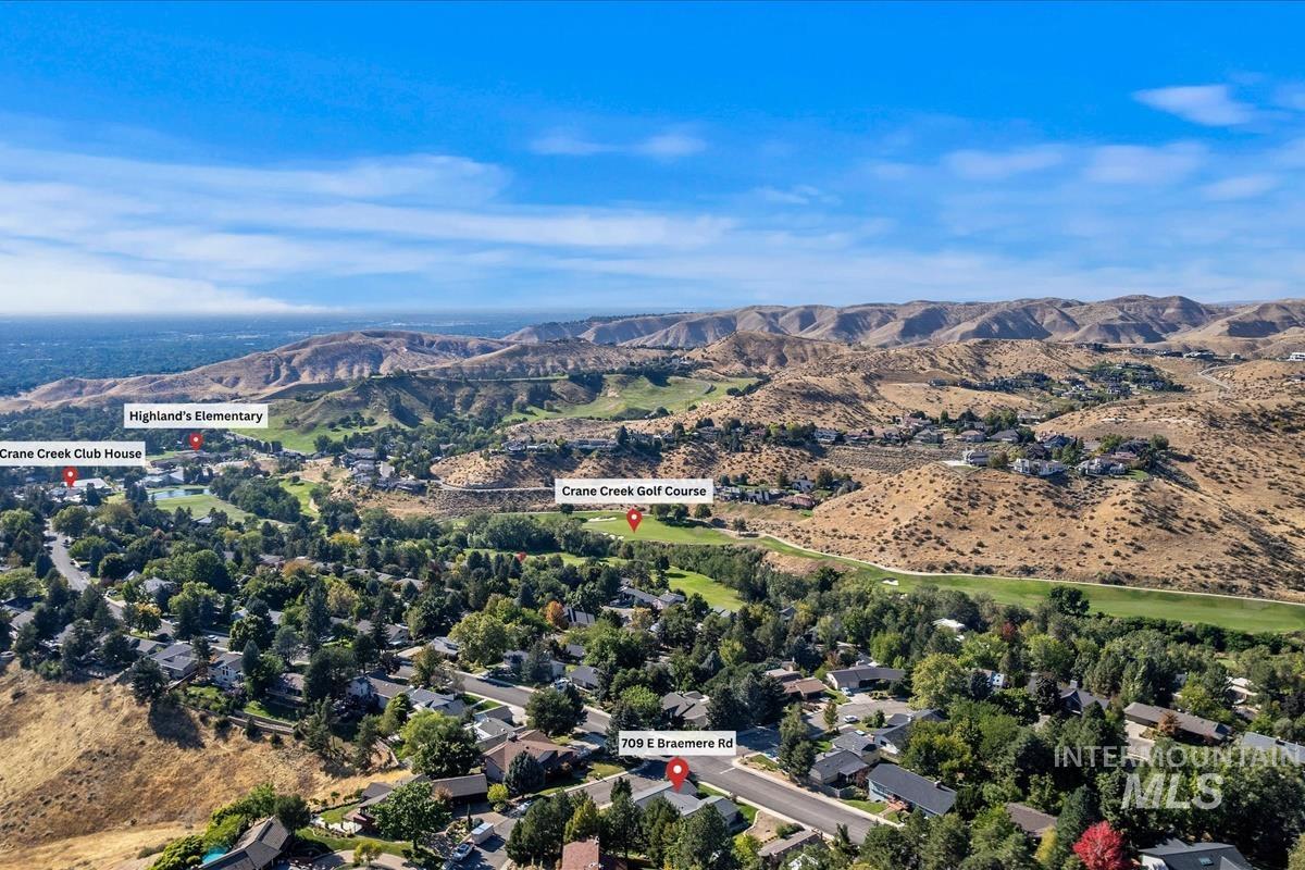 709 E Braemere, Boise, Idaho 83702, 4 Bedrooms, 4.5 Bathrooms, Residential For Sale, Price $1,495,000,MLS 99000927