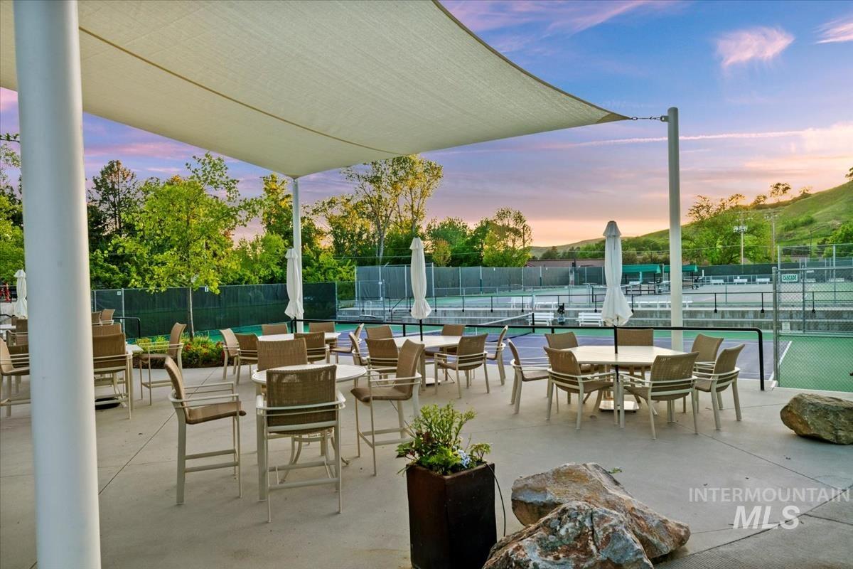 709 E Braemere, Boise, Idaho 83702, 4 Bedrooms, 4.5 Bathrooms, Residential For Sale, Price $1,495,000,MLS 99000927