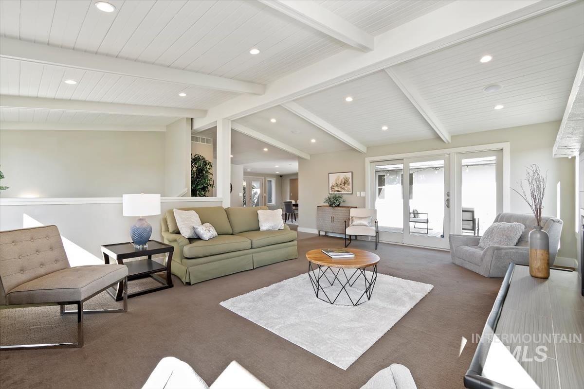 709 E Braemere, Boise, Idaho 83702, 4 Bedrooms, 4.5 Bathrooms, Residential For Sale, Price $1,495,000,MLS 99000927