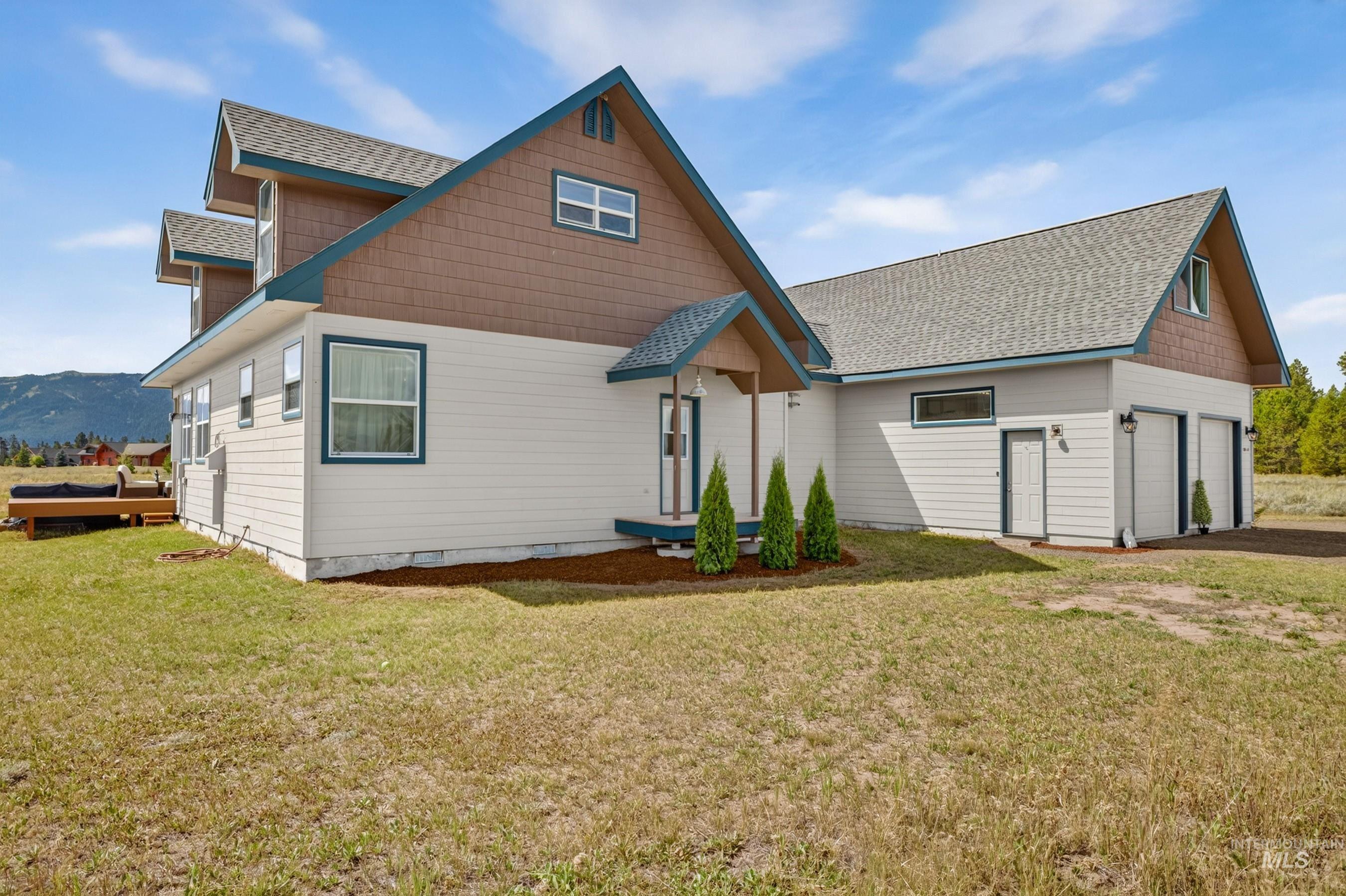 59 Salmon Loop, Donnelly, Idaho 83615, 4 Bedrooms, 3 Bathrooms, Residential For Sale, Price $999,500, 99000930