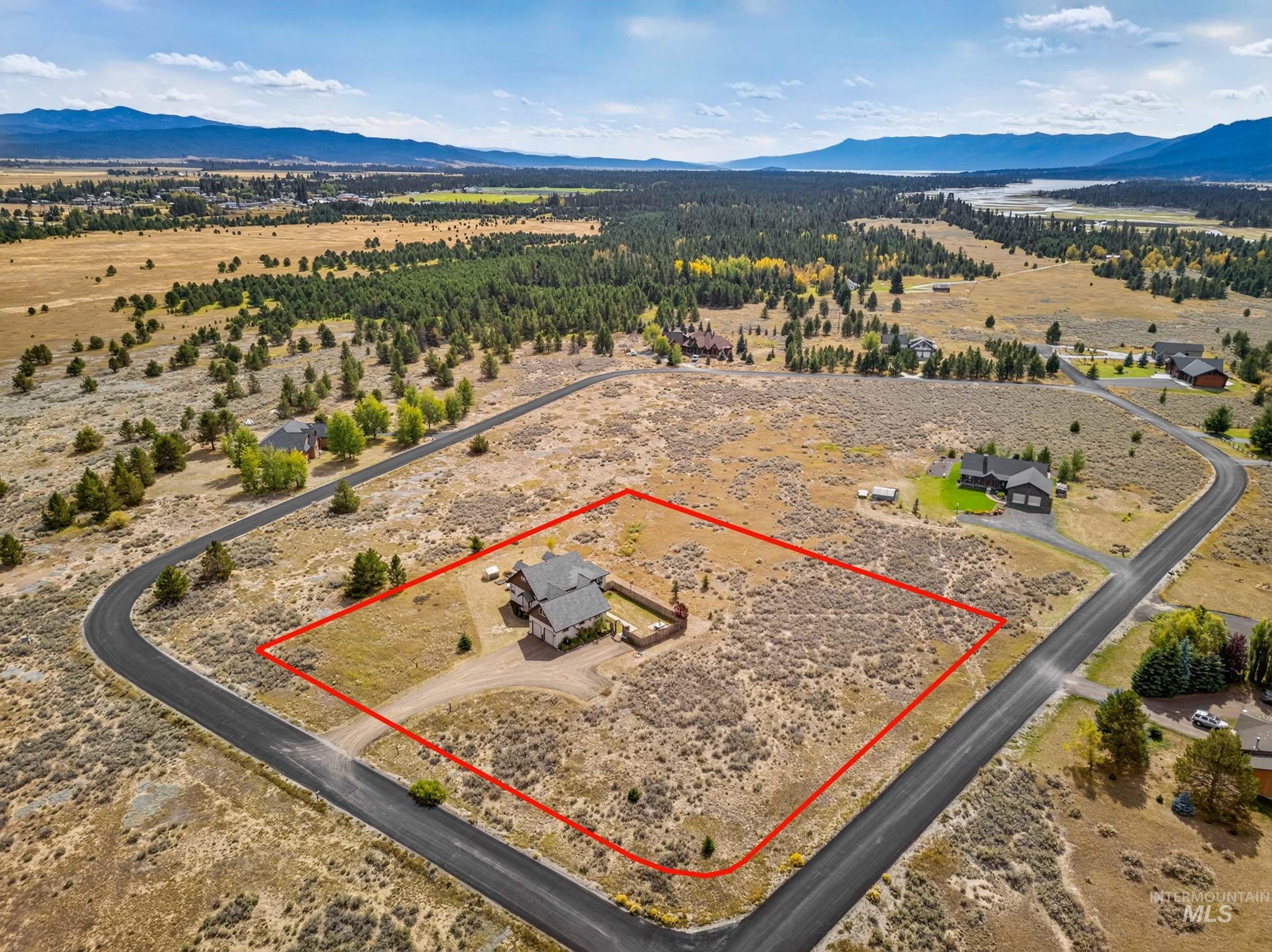 59 Salmon Loop, Donnelly, Idaho 83615, 4 Bedrooms, 3 Bathrooms, Residential For Sale, Price $999,500, 99000930