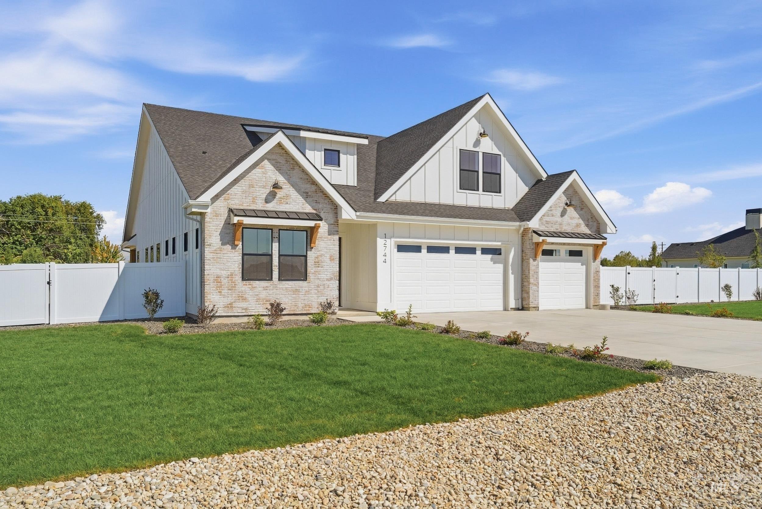 12744 Fjord St., Middleton, Idaho 83644, 4 Bedrooms, 3 Bathrooms, Residential For Sale, Price $1,154,000, 99000935
