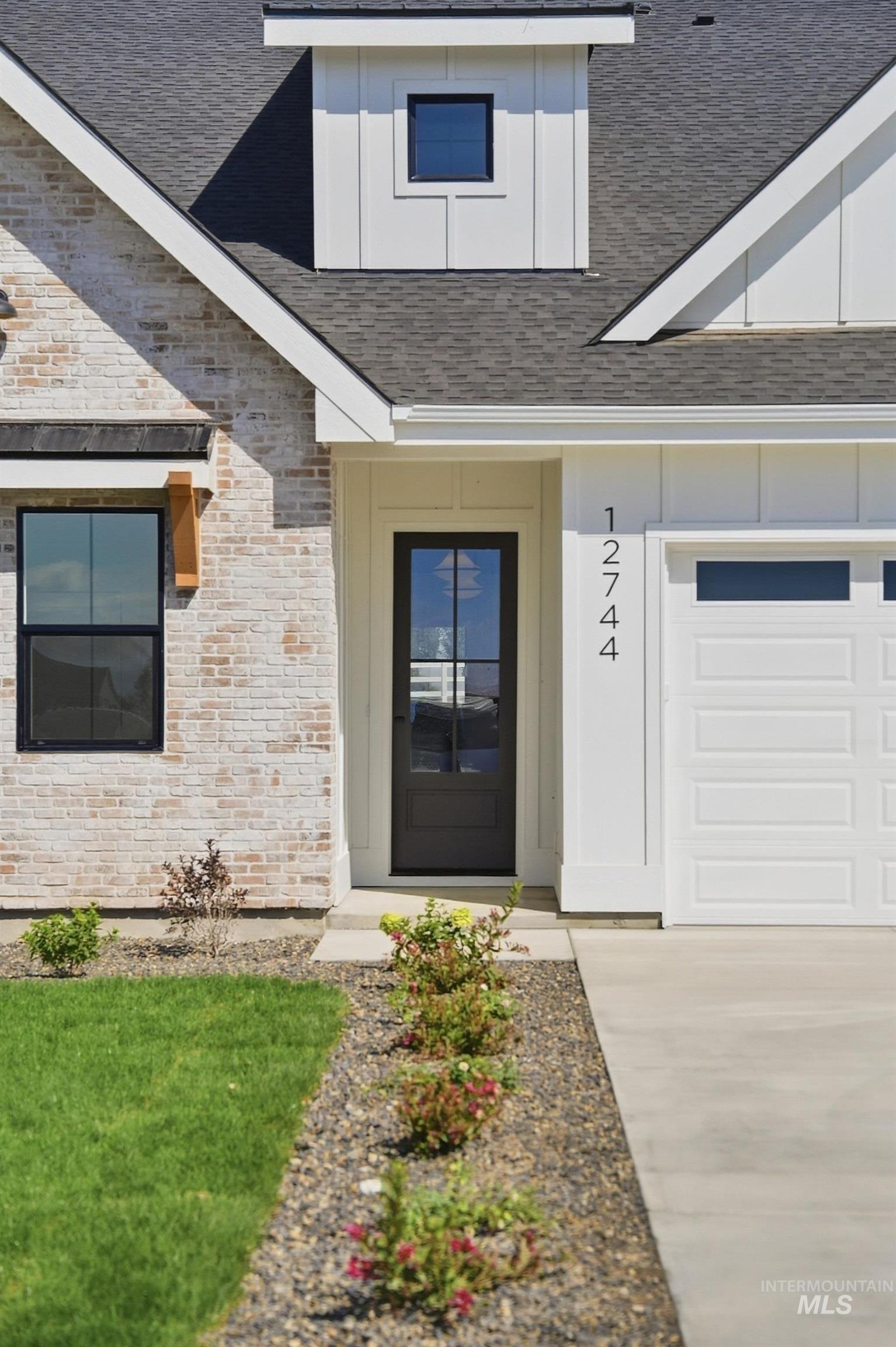 12744 Fjord St., Middleton, Idaho 83644, 4 Bedrooms, 3 Bathrooms, Residential For Sale, Price $1,154,000, 99000935