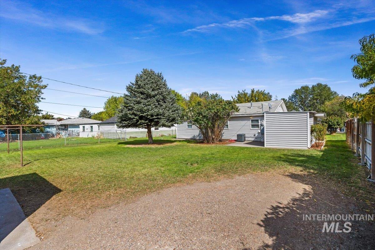 415 Adams Street, Twin Falls, Idaho 83301, 3 Bedrooms, 1 Bathroom, Residential For Sale, Price $309,900,MLS 99000944