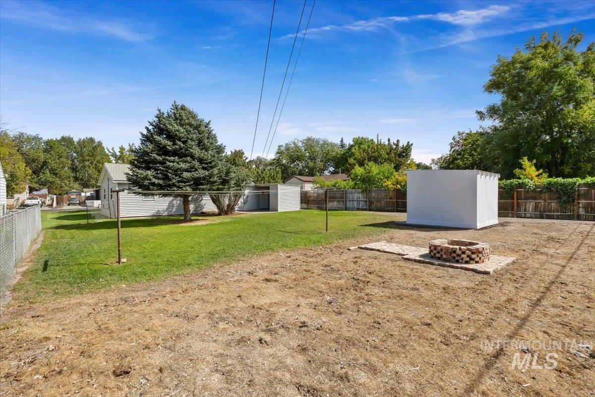 415 Adams Street, Twin Falls, Idaho 83301, 3 Bedrooms, 1 Bathroom, Residential For Sale, Price $309,900,MLS 99000944