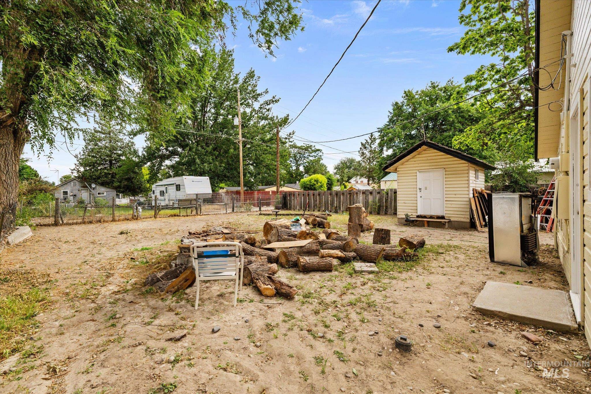 328 W Owyhee Ave, Homedale, Idaho 83628, 2 Bedrooms, 1 Bathroom, Residential For Sale, Price $179,900,MLS 99000947