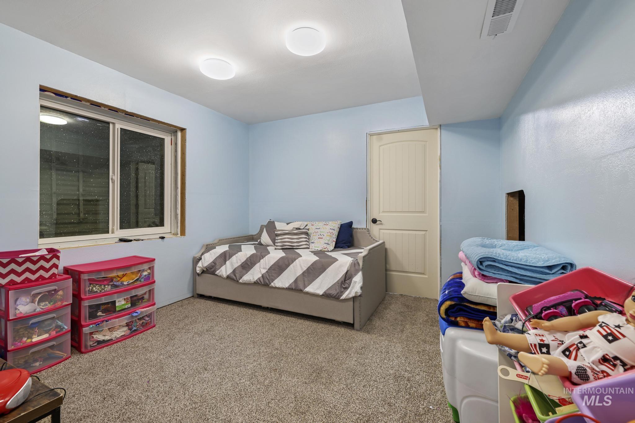 3705 E 3755 N, Kimberly, Idaho 83341, 4 Bedrooms, 2 Bathrooms, Residential For Sale, Price $669,000,MLS 99000958