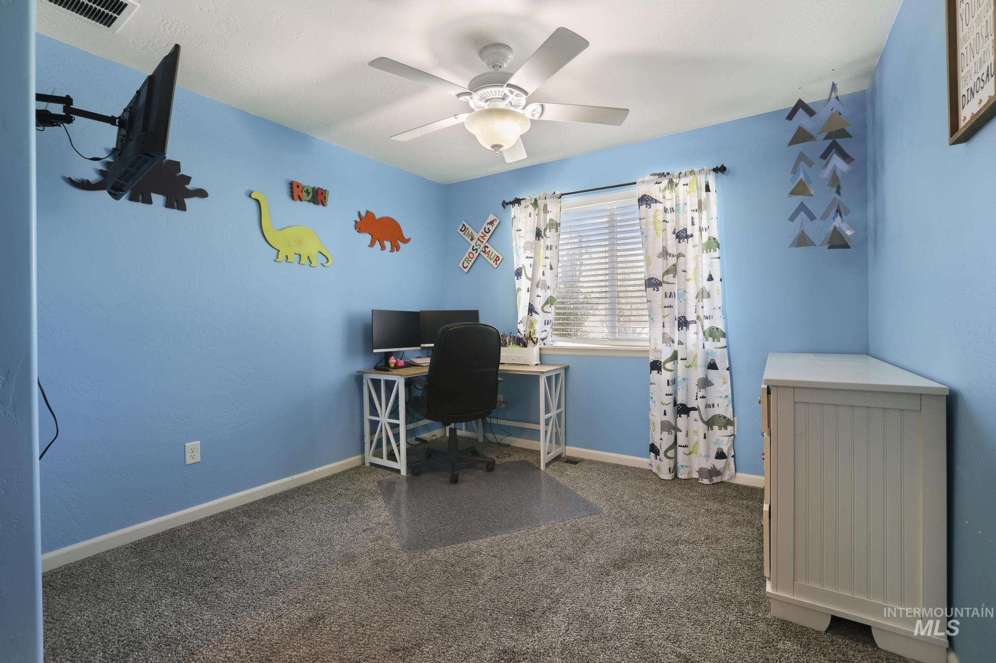 3705 E 3755 N, Kimberly, Idaho 83341, 4 Bedrooms, 2 Bathrooms, Residential For Sale, Price $669,000,MLS 99000958